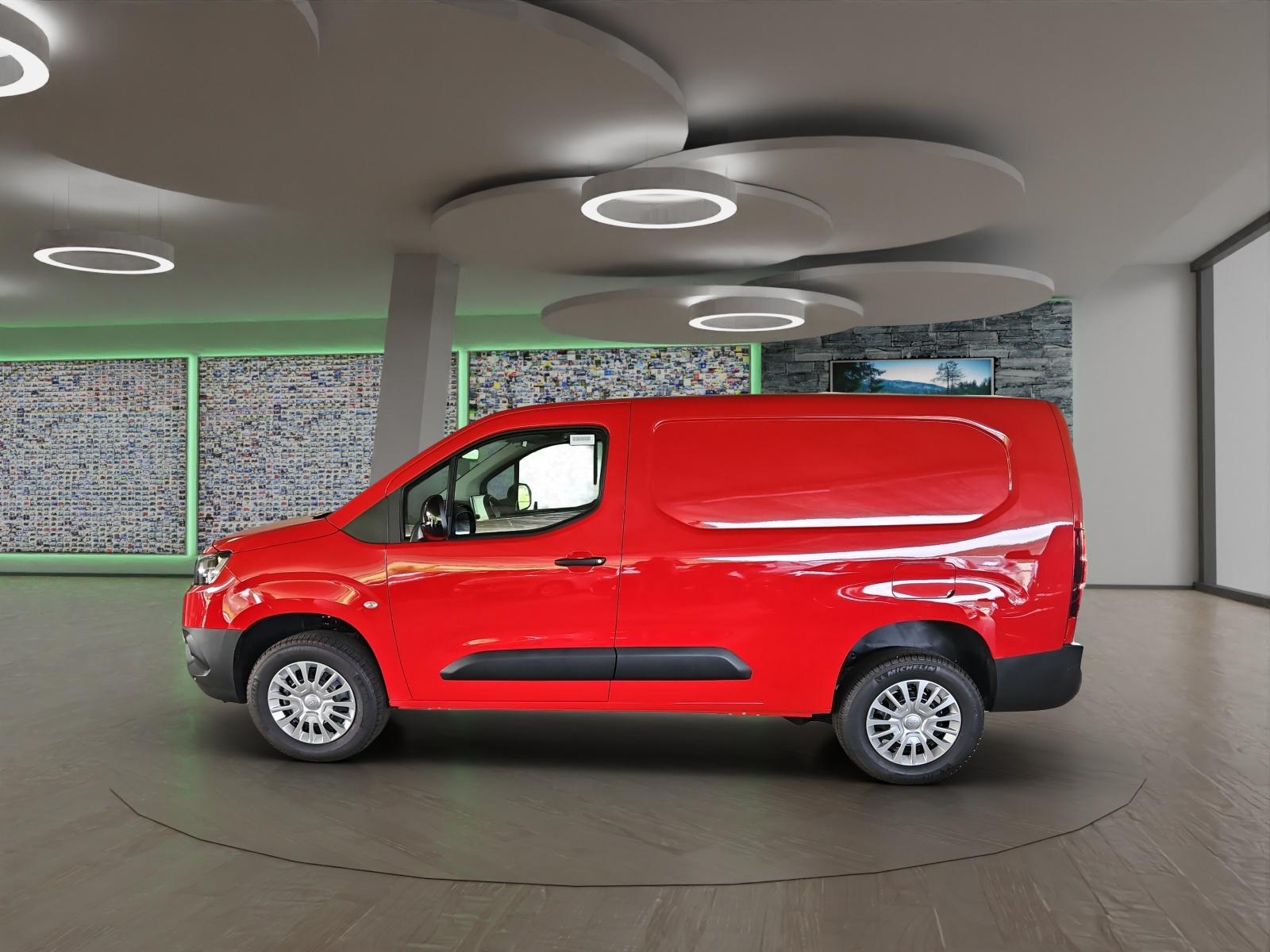 TOYOTA PROACE CITY Van L2 1.5 D Active 4x4-showroom-element-1