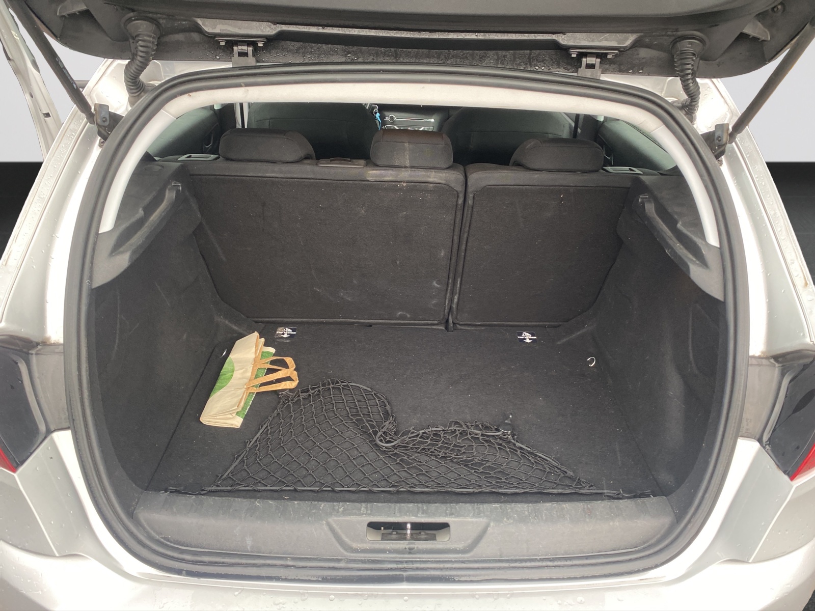 PEUGEOT 308 1.2 THP Allure-image-12