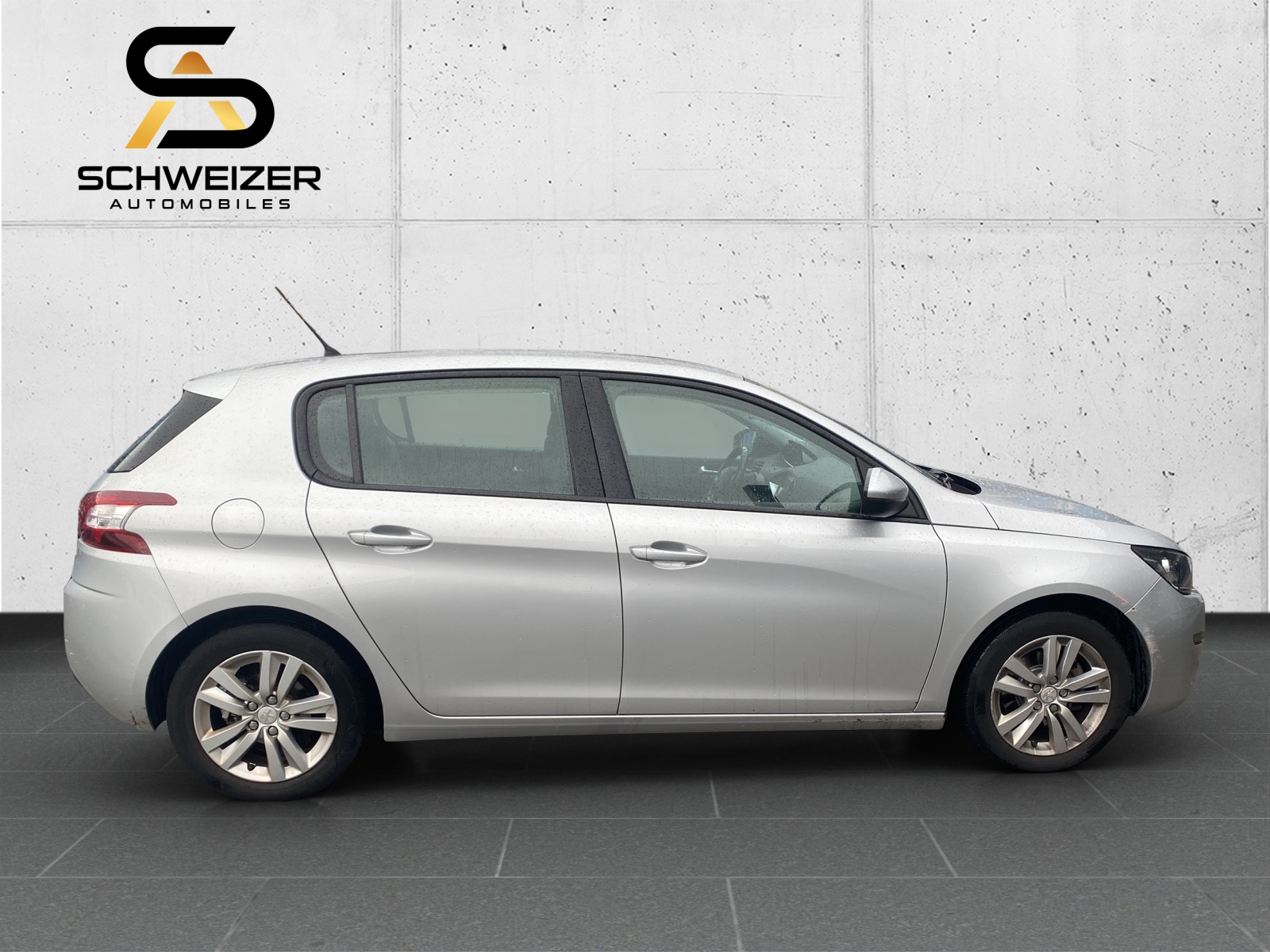 PEUGEOT 308 1.2 THP Allure-image-4