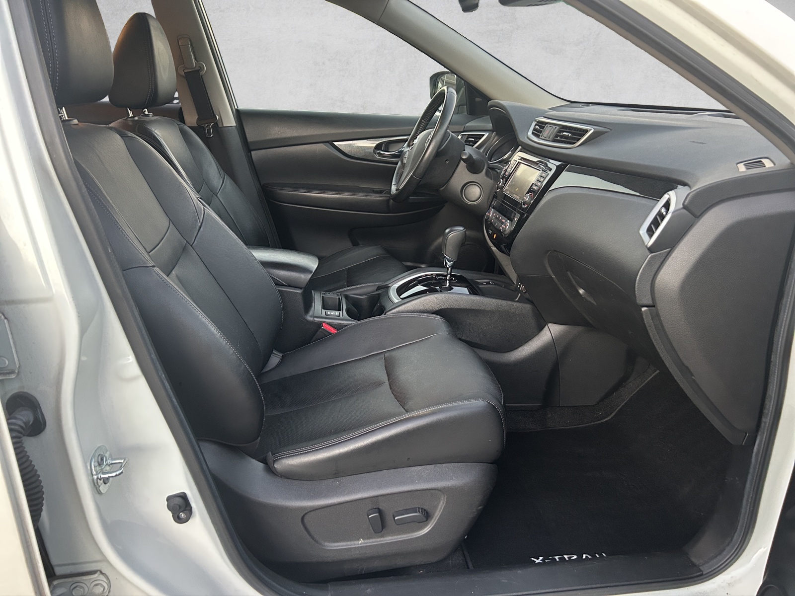 NISSAN X-Trail 1.6 dCi tekna Xtronic CVT-image-8