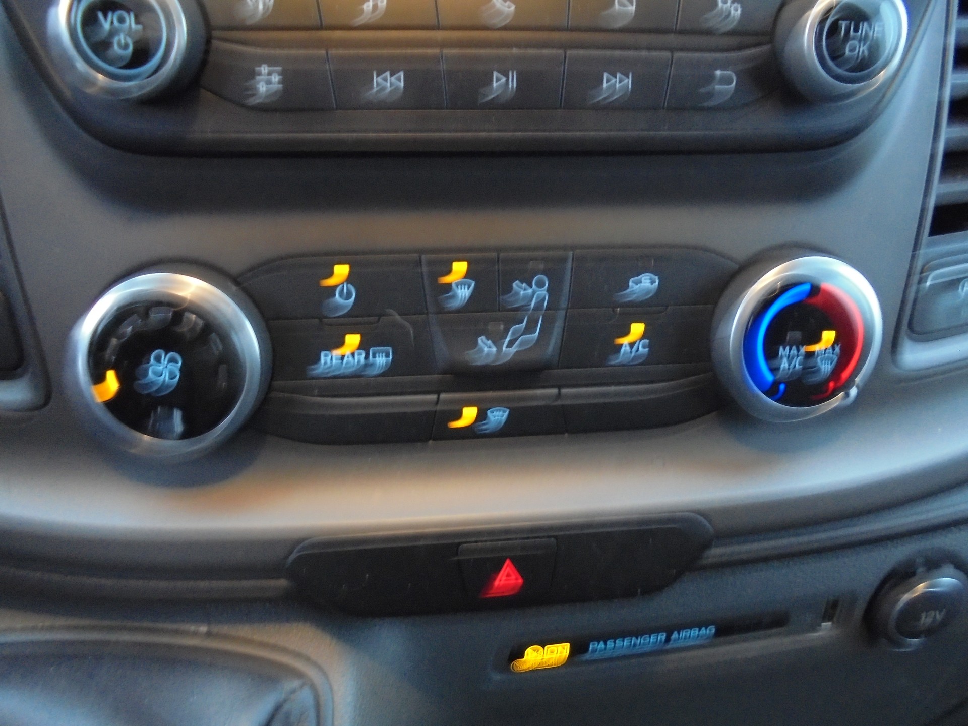 FORD Transit Custom Van 300 L2H1 Trend-image-12