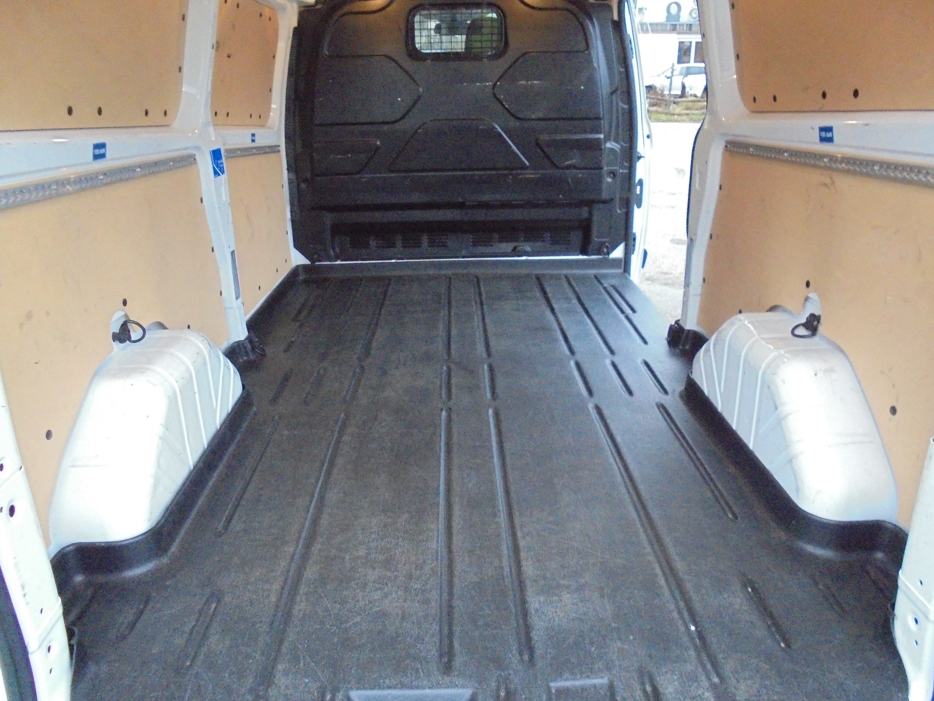 FORD Transit Custom Van 300 L2H1 Trend-image-17