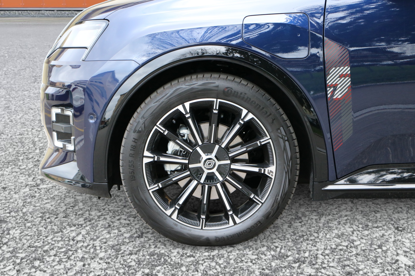 RENAULT R5 E-Tech Comfort Range 52 kWh Iconic Five-image-5