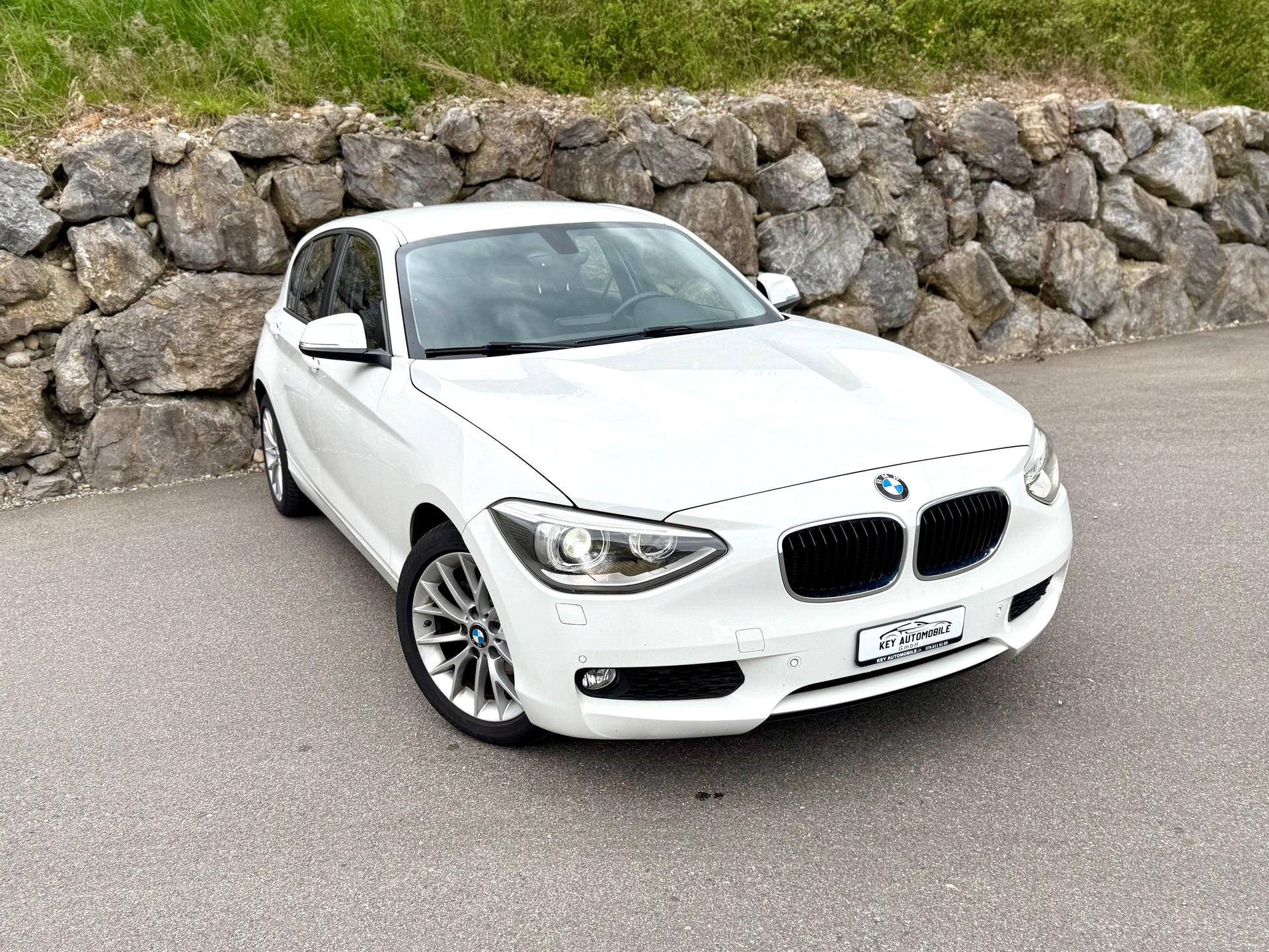 BMW BMW 118d Sport Line Steptronic-image-1