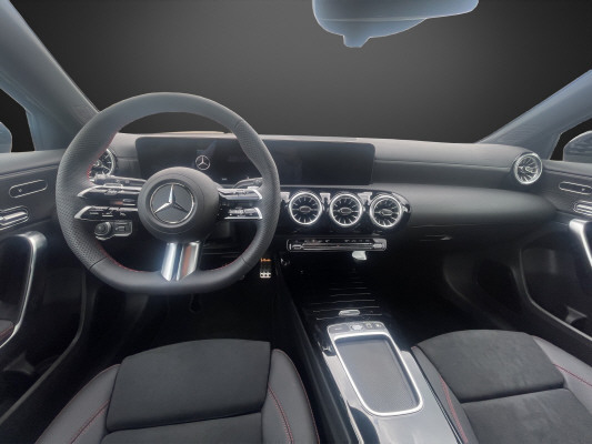 MERCEDES-BENZ A 200 7G-DCT-image-8