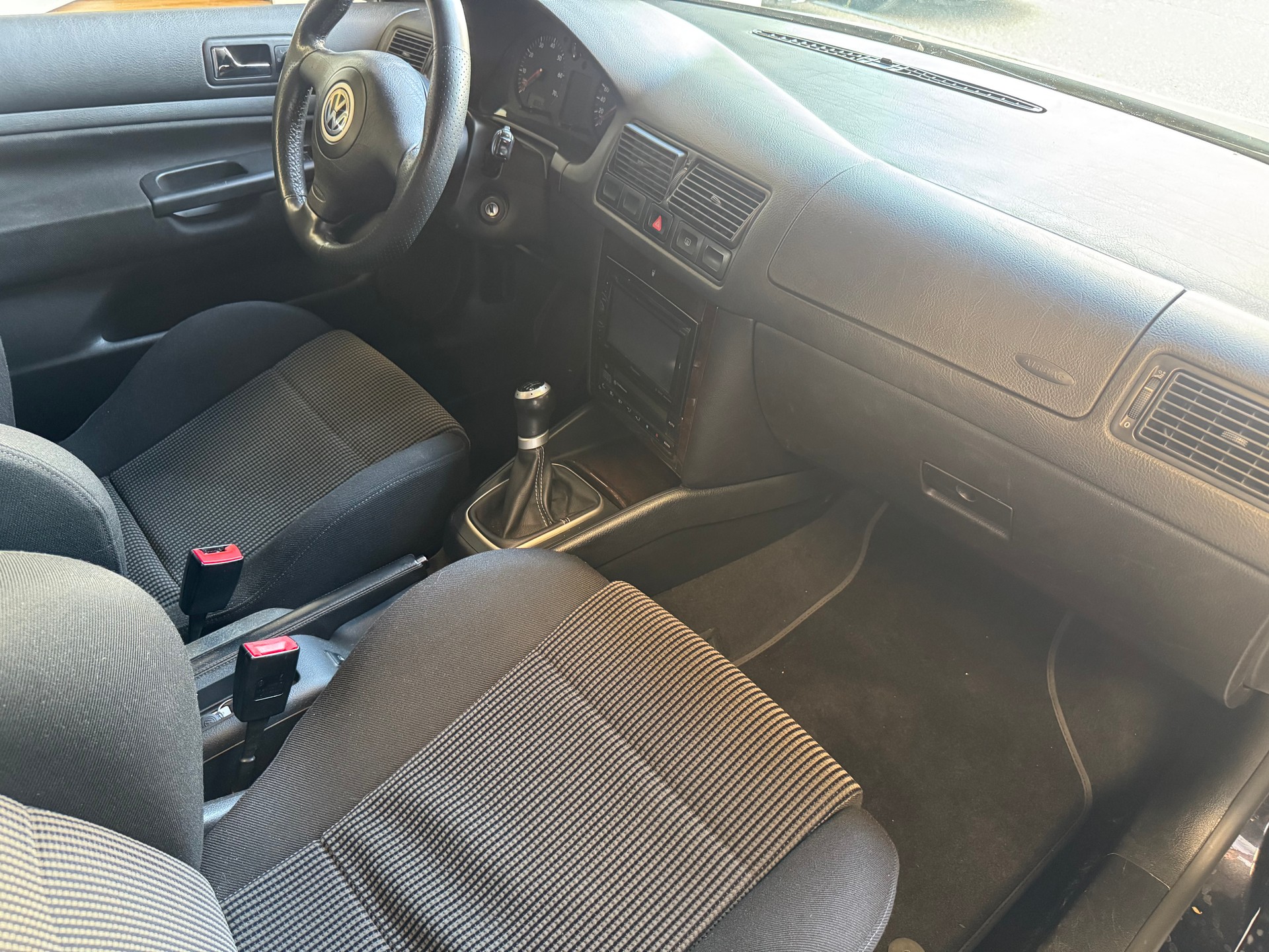 VW Golf 1.8 T GTI // STAGE 3-image-7