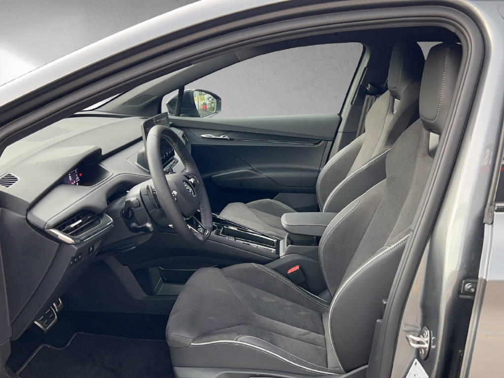 SKODA Enyaq iV 80-image-7