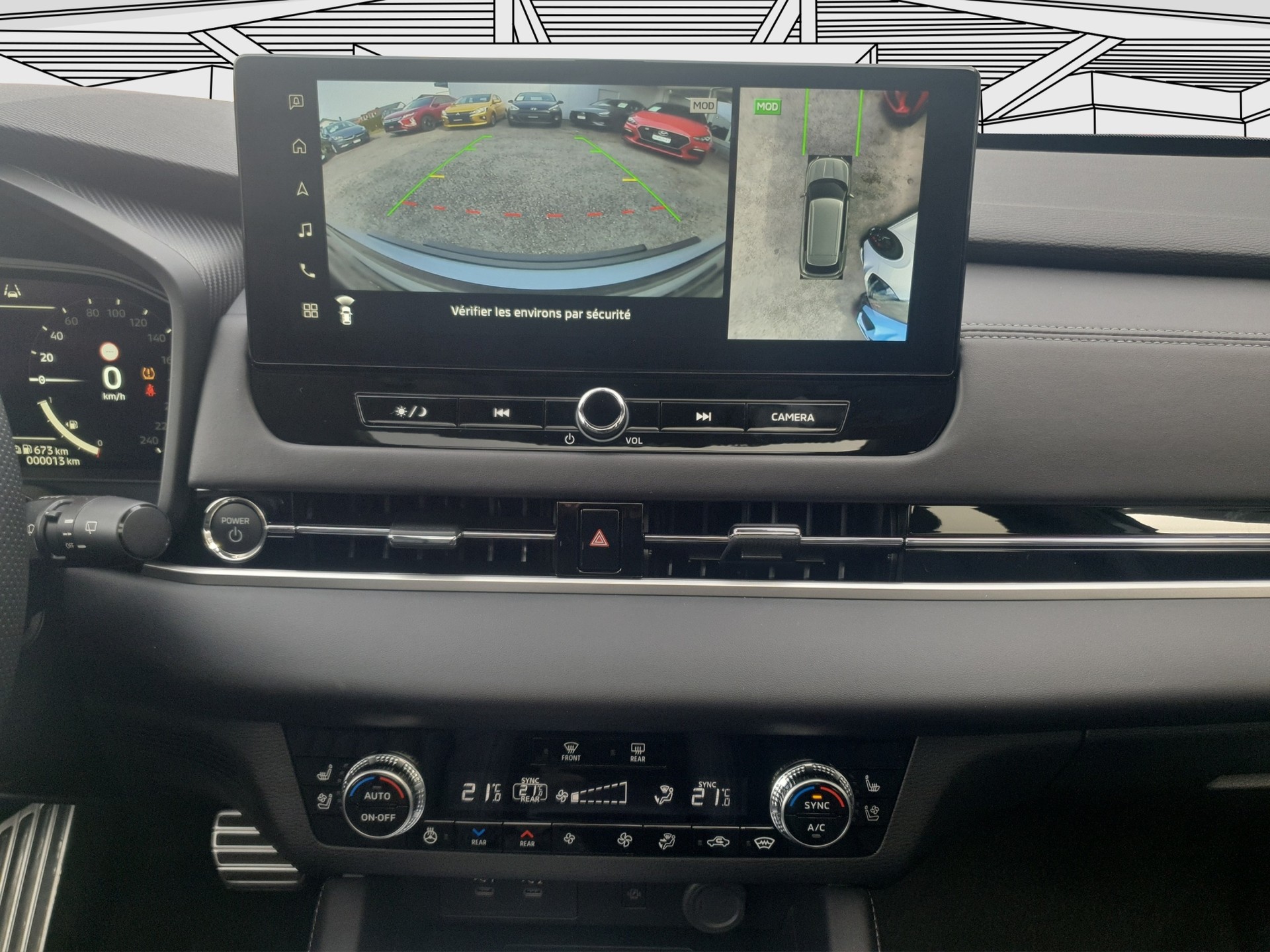 MITSUBISHI Outlander 2.4 PHEV NEW Instyle 4x4-image-8
