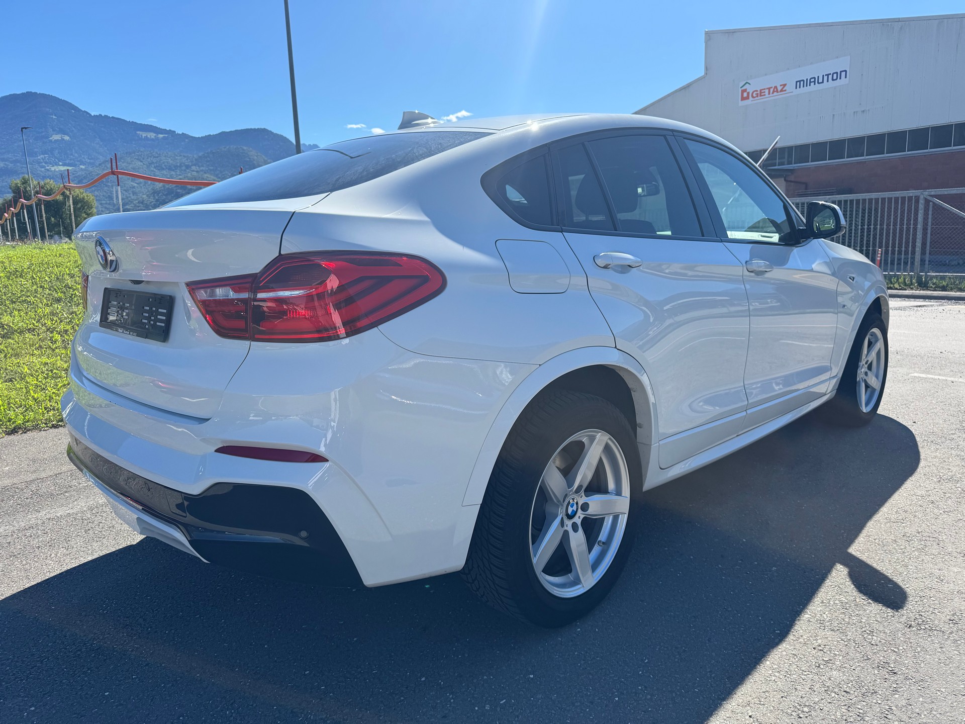 BMW X4 xDrive 20d M Sport Steptronic-image-3