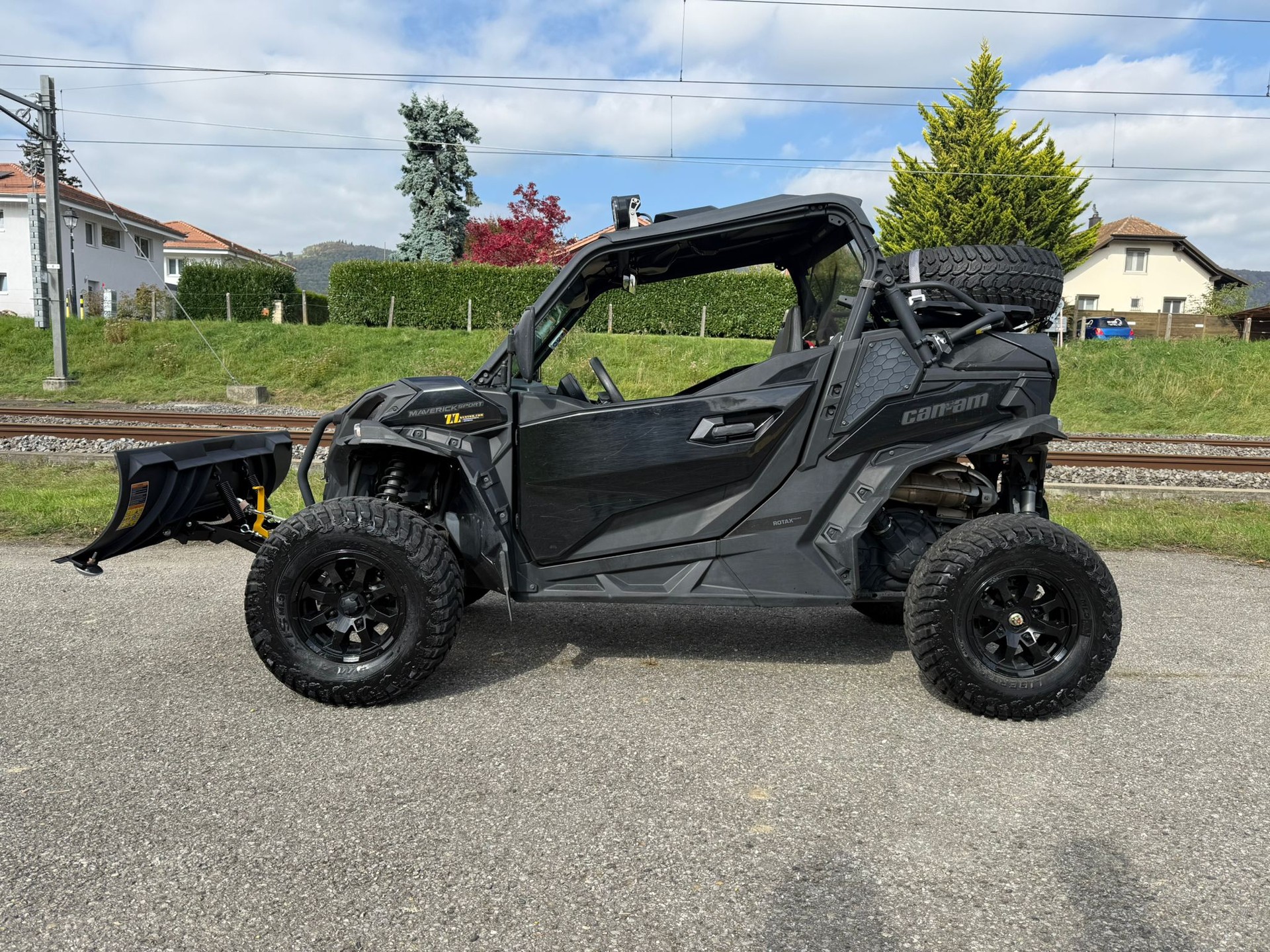 CAN-AM Maverick Sport 1000 ABS-image-7