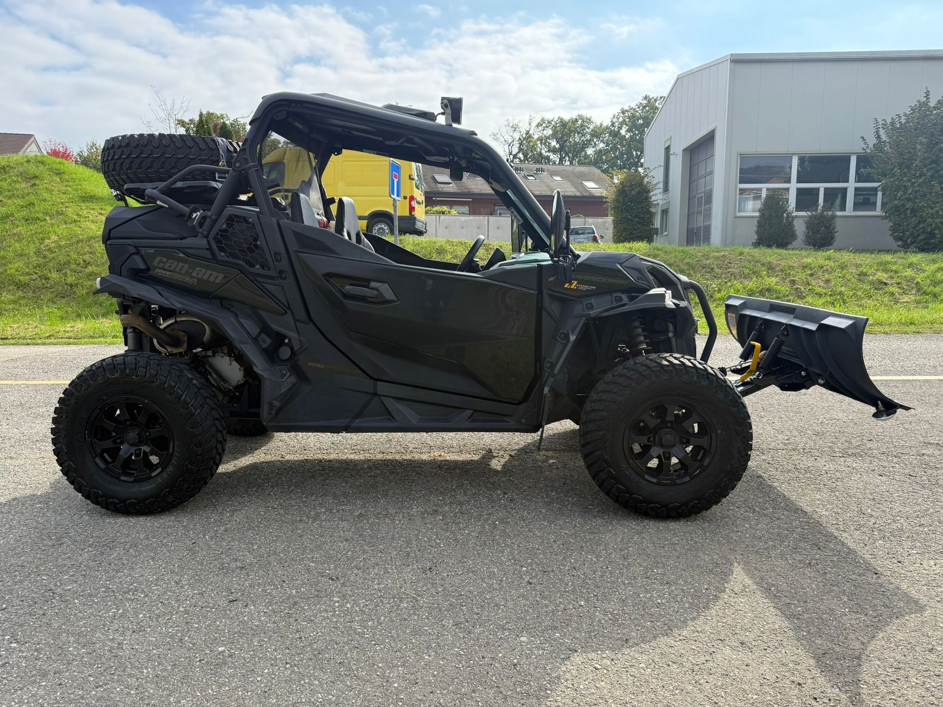 CAN-AM Maverick Sport 1000 ABS-image-3