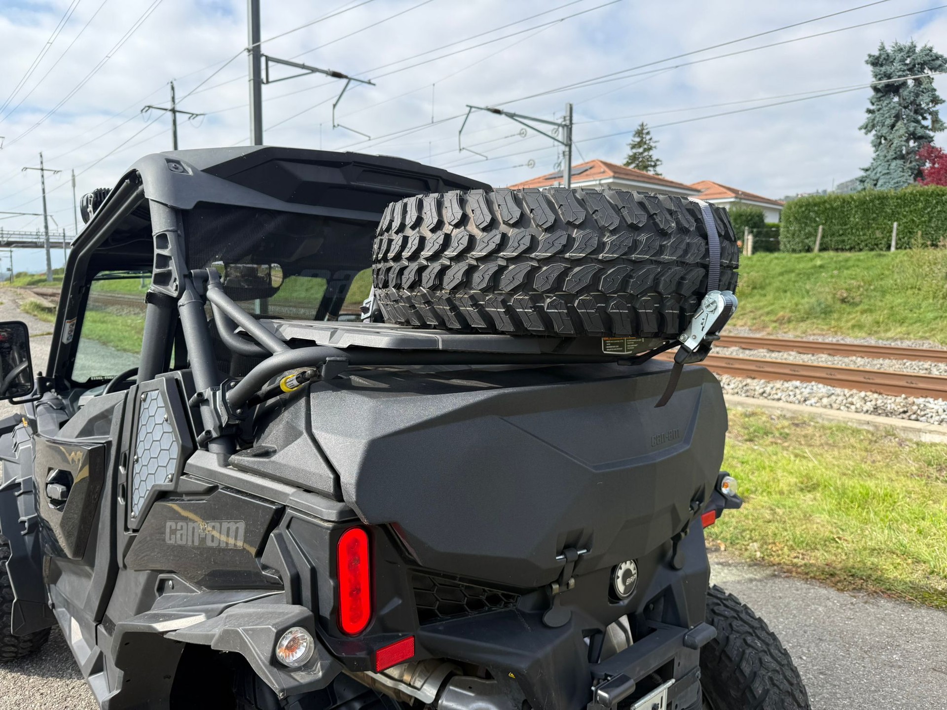 CAN-AM Maverick Sport 1000 ABS-image-13