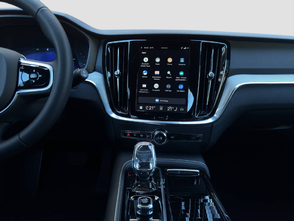 VOLVO V60 2.0 T6 TE Plus Dark eAWD-image-10