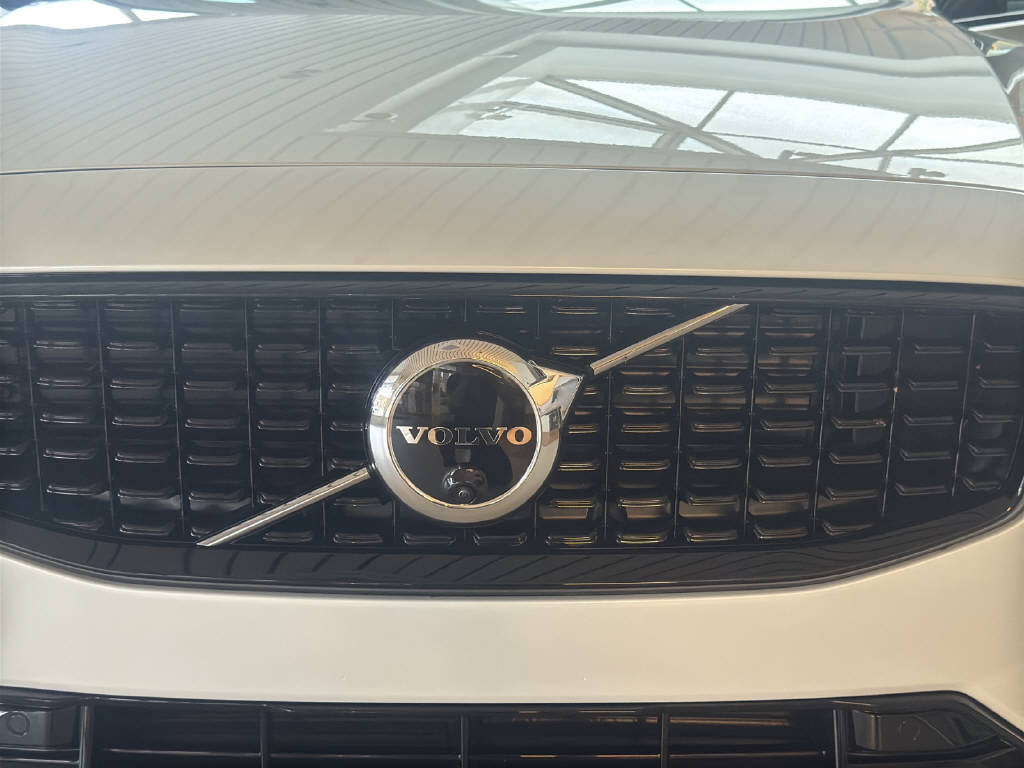 VOLVO V60 2.0 T6 TE Plus Dark eAWD-image-14