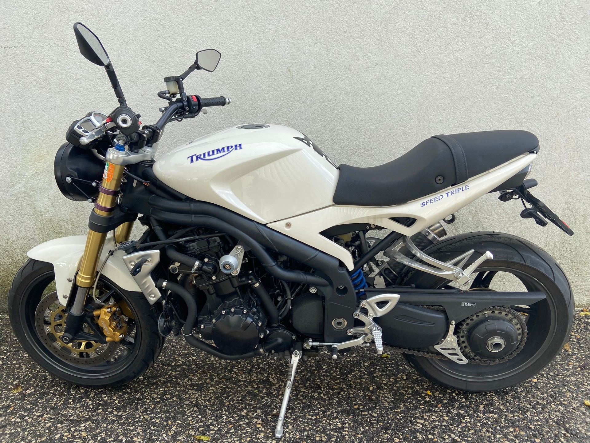 TRIUMPH Speed Triple 1050-image-1