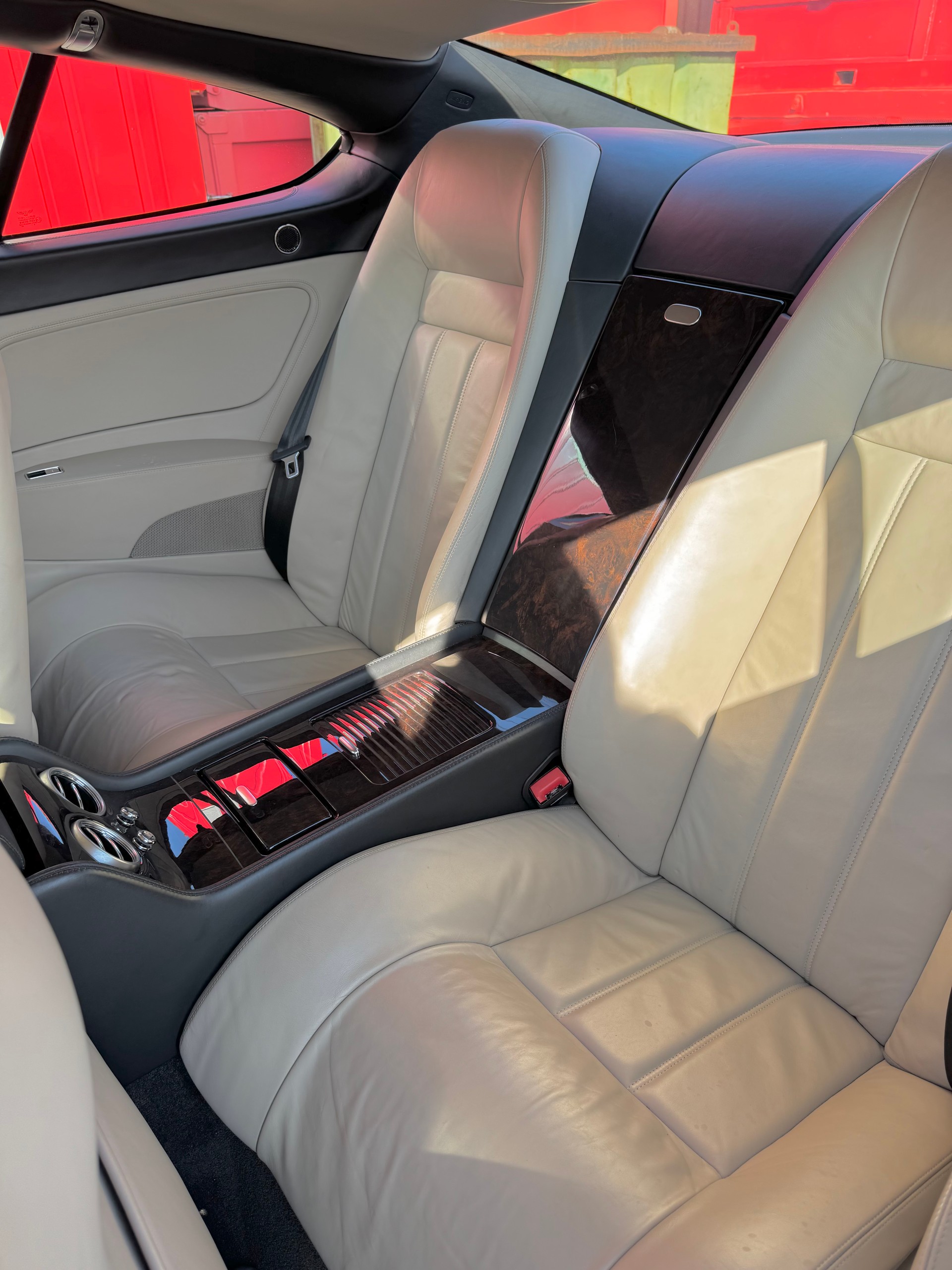 BENTLEY Continental GT 6.0-image-10