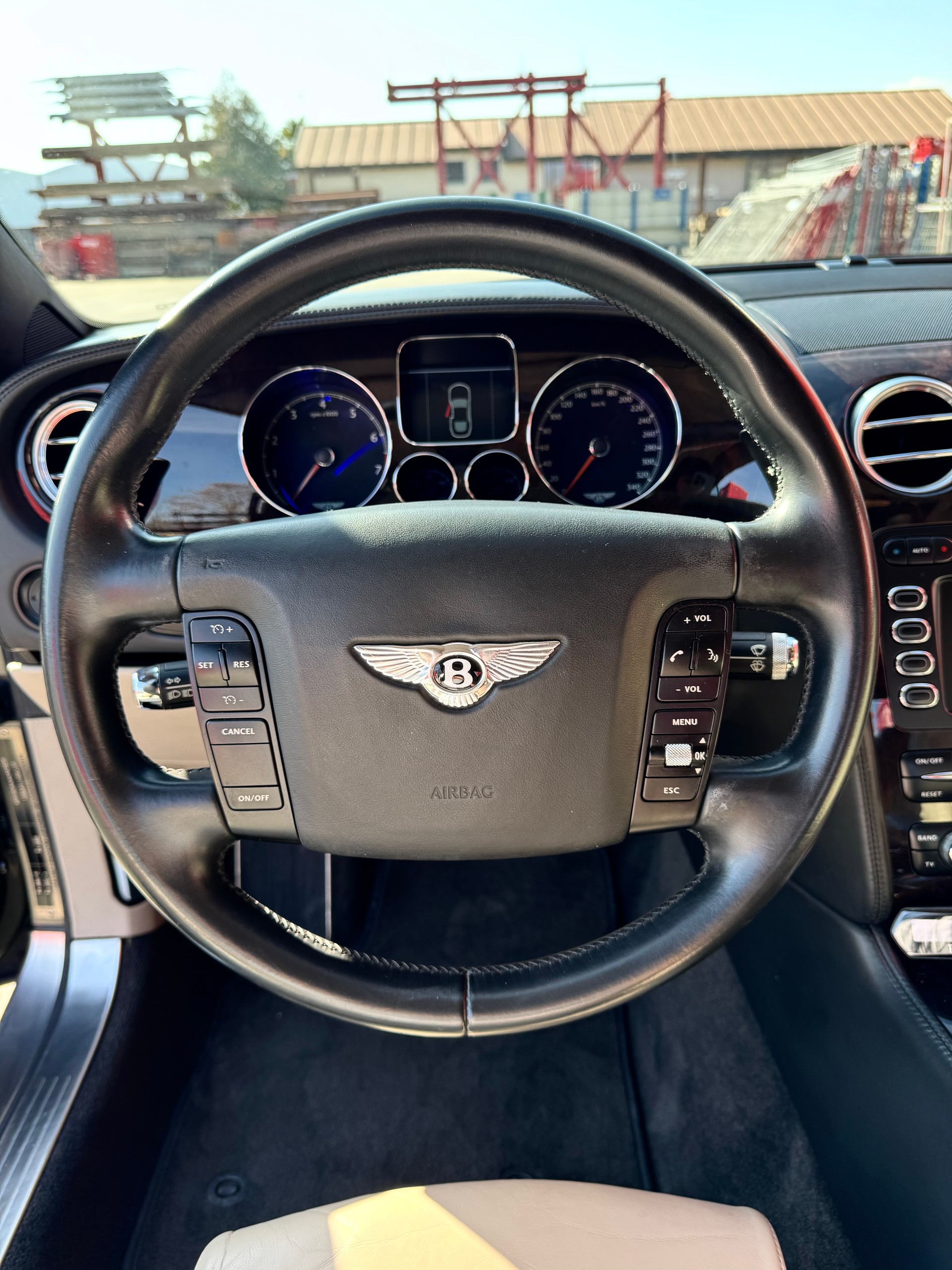 BENTLEY Continental GT 6.0-image-7