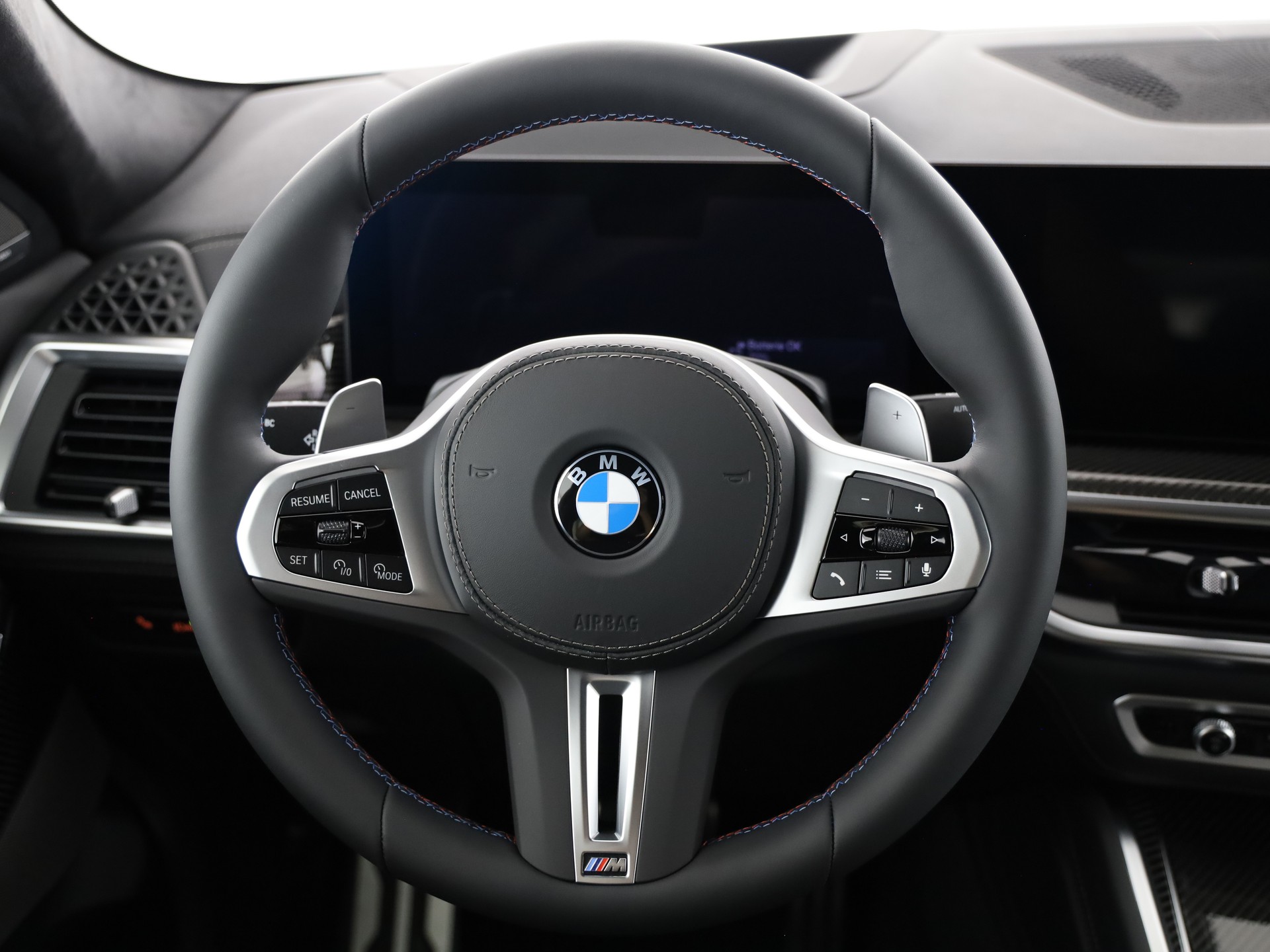 BMW X6 xDrive M60i M Sport Pro-image-22