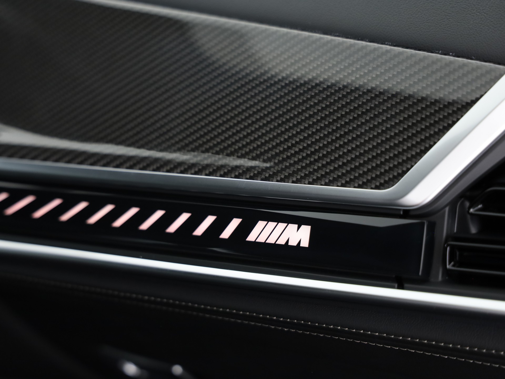BMW X6 xDrive M60i M Sport Pro-image-13