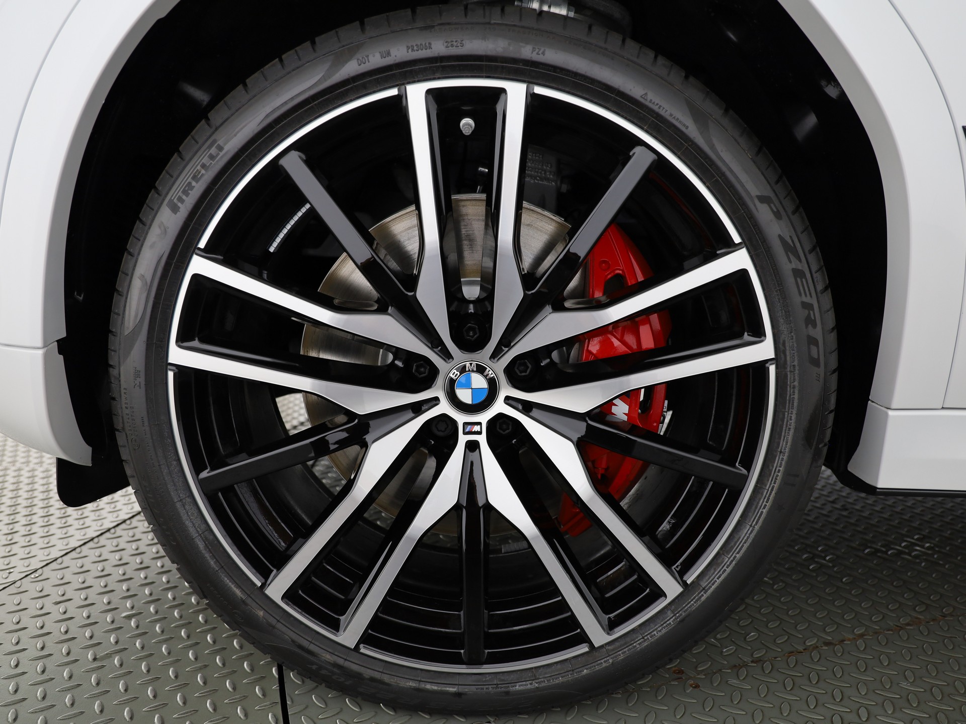 BMW X6 xDrive M60i M Sport Pro-image-22