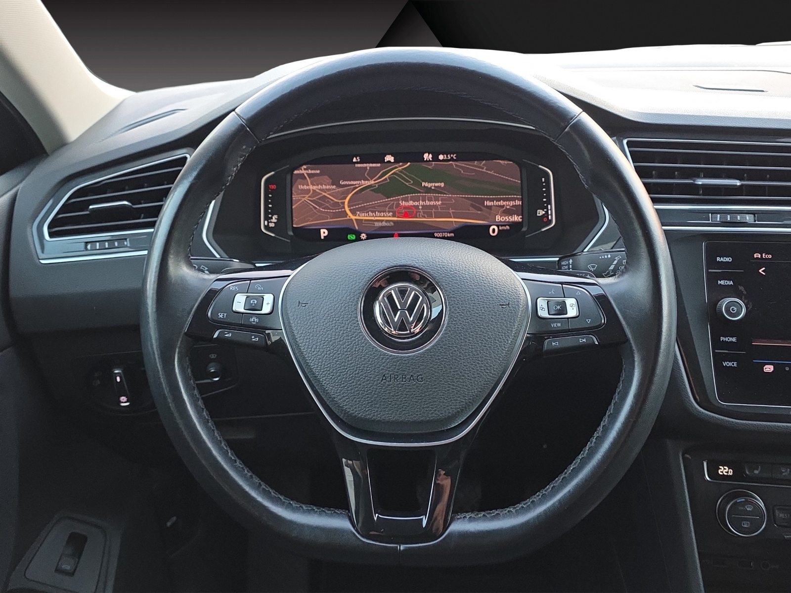 VW Tiguan 2.0 TDI SCR Highline 4Motion DSG-image-8