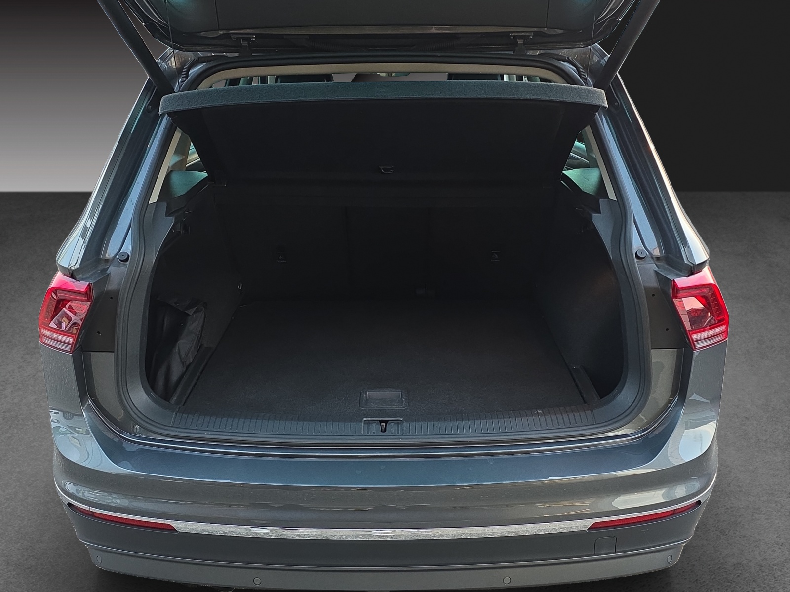 VW Tiguan 2.0 TDI SCR Highline 4Motion DSG-image-6