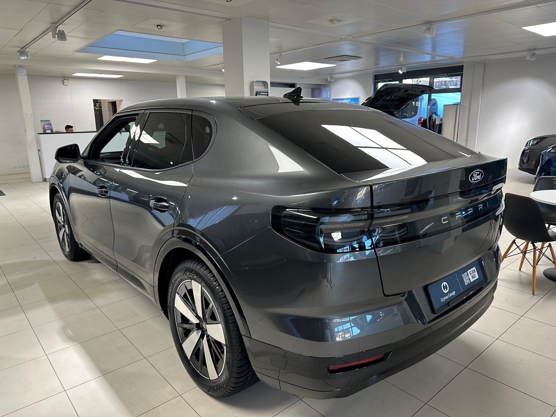 FORD Capri Extended Range Premium-image-6