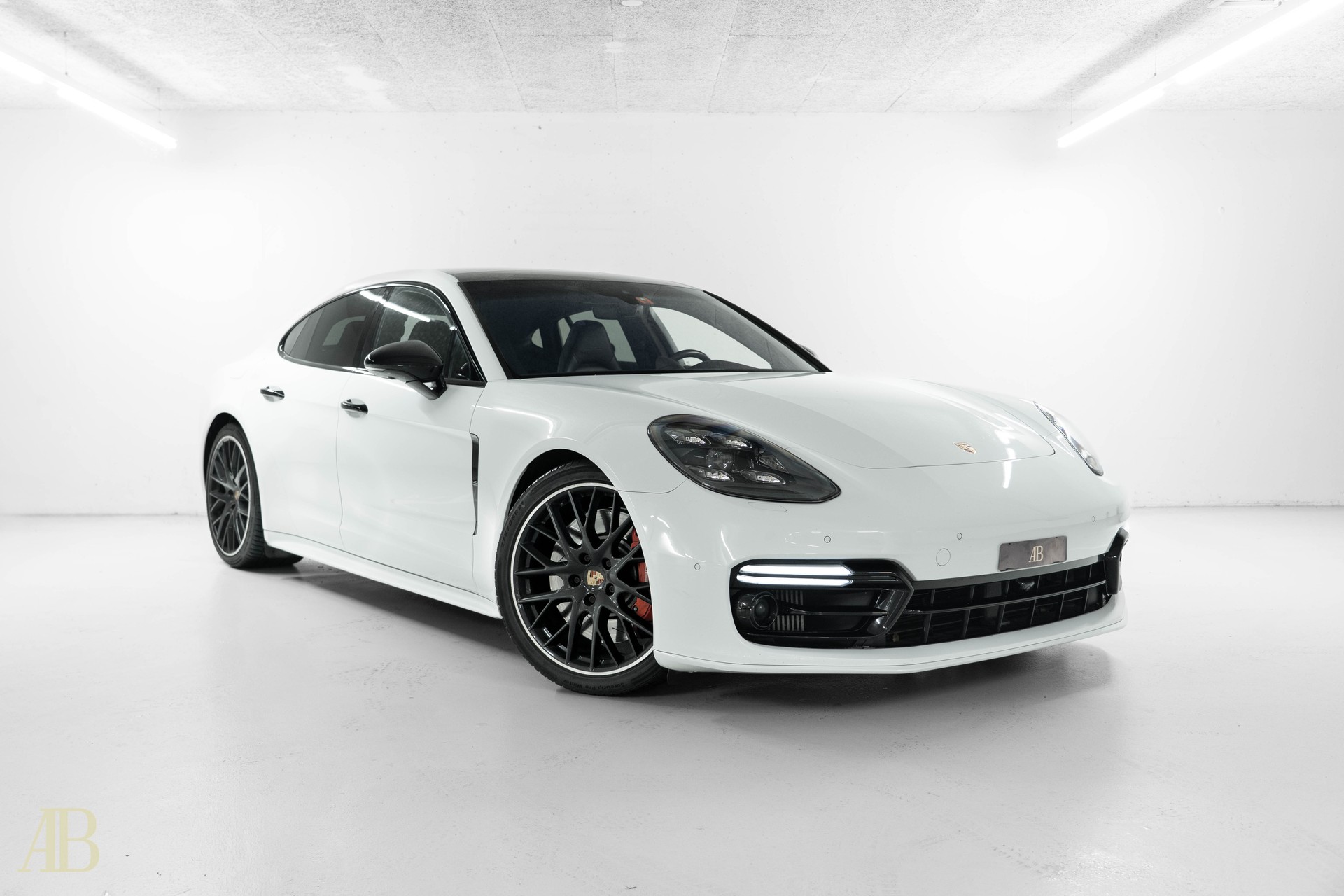 PORSCHE Panamera 4.0 V8 Turbo mit Porsche Approved Garantie