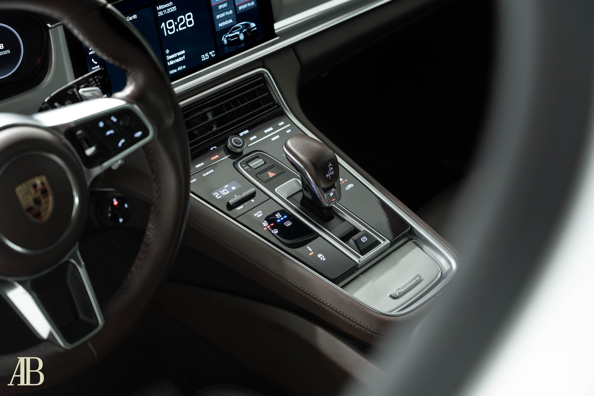 PORSCHE Panamera 4.0 V8 Turbo mit Porsche Approved Garantie-image-10