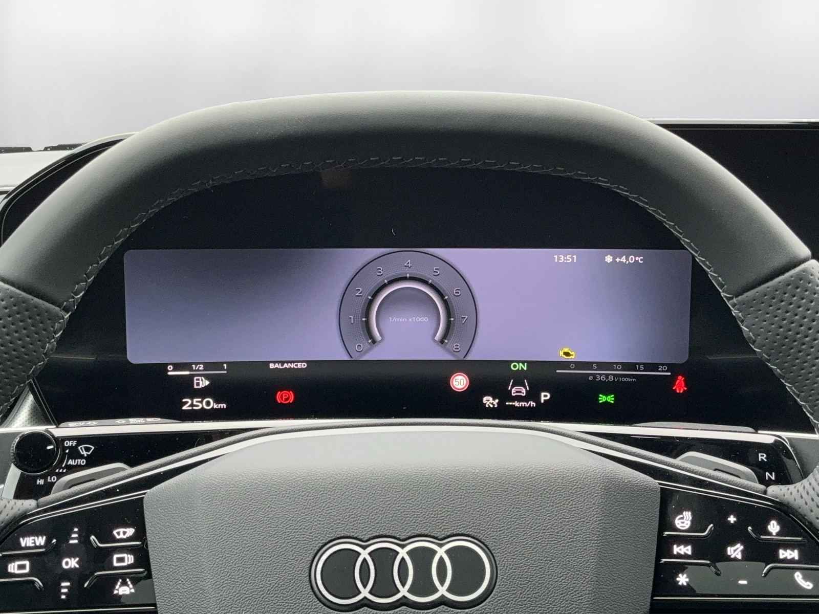 AUDI Q3 Sportback TFSI quattro 195 kW S tronic-image-7