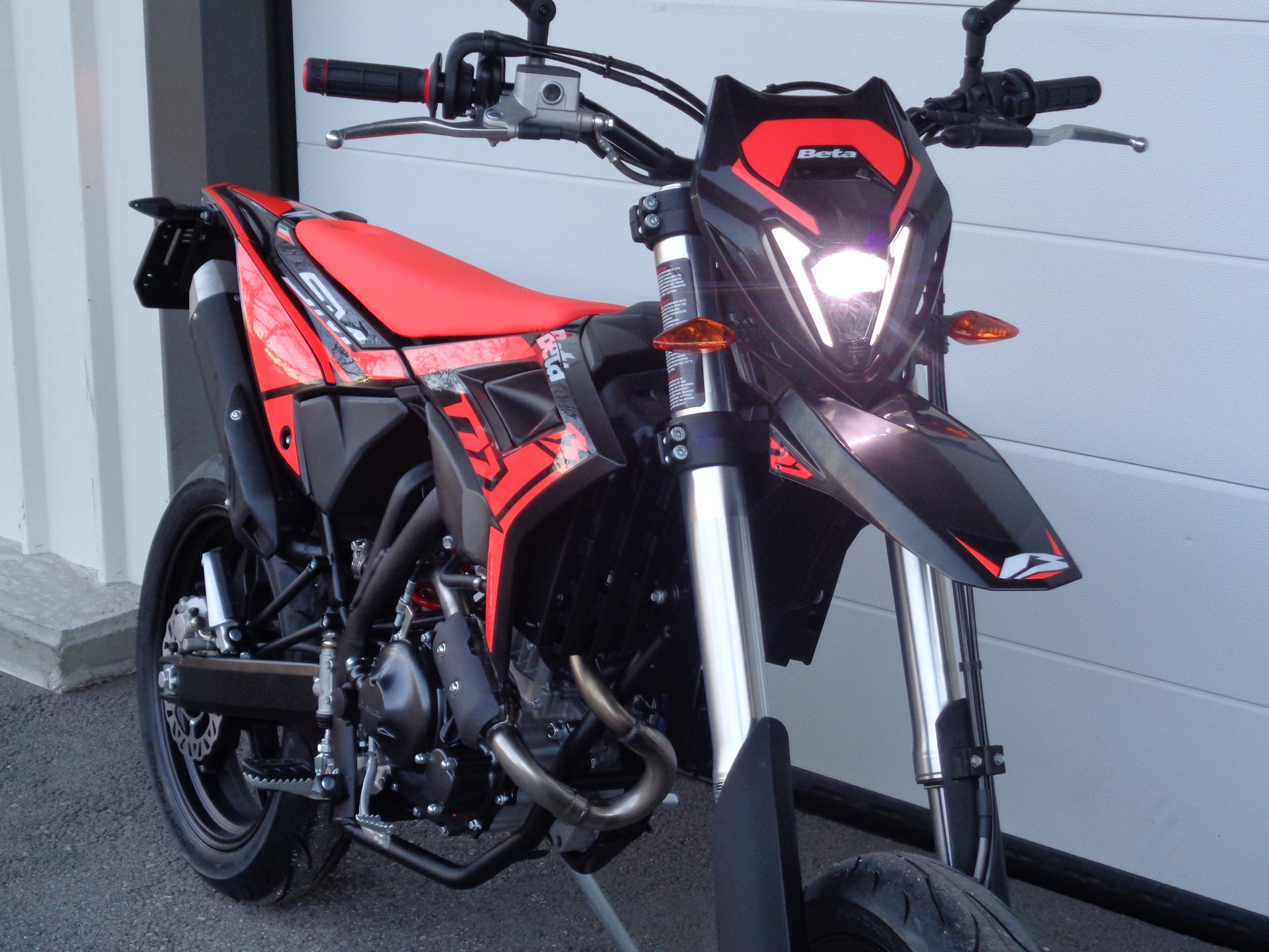 BETA RR 125-4T LC Motard-image-13