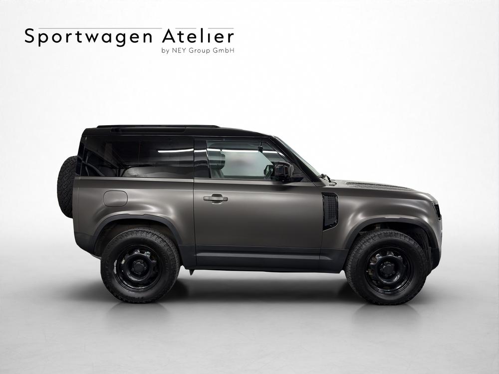 LAND ROVER Defender 90 3.0D I6 200 X-Dynamic SE AT8-image-5