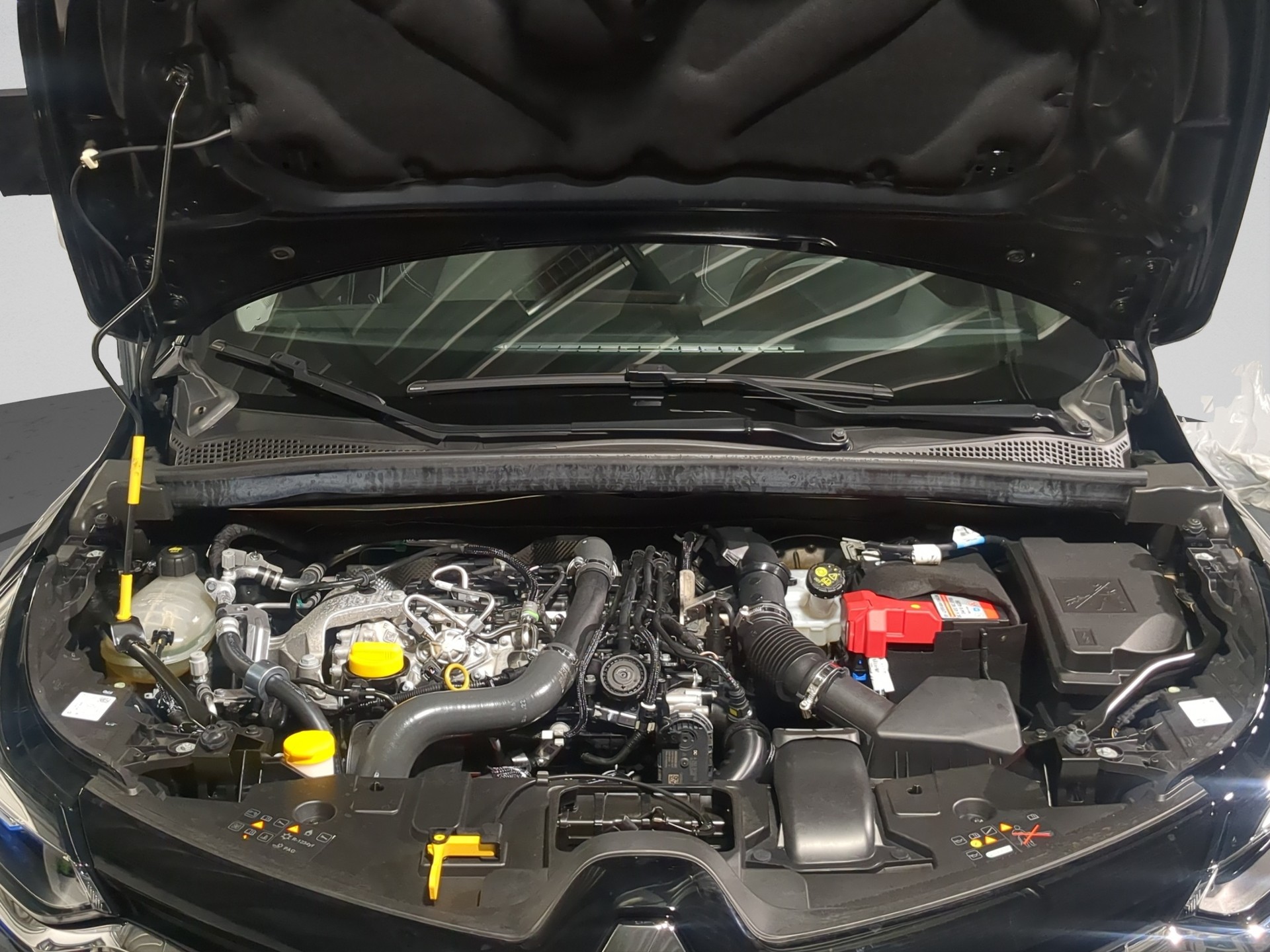 RENAULT Captur 1.3 TCe Equilibre-image-23