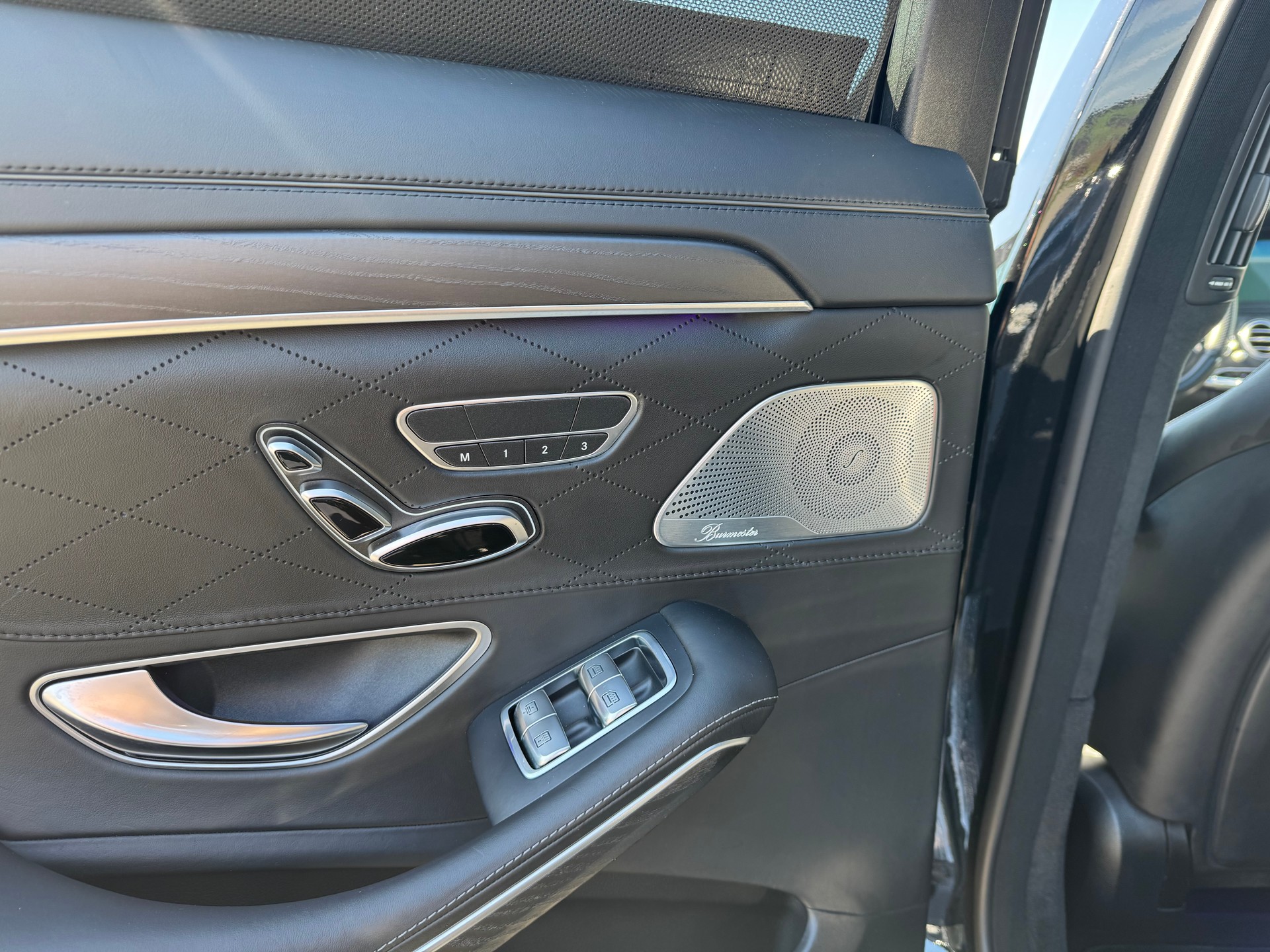 MERCEDES-BENZ S 400 d L 4Matic 9G-Tronic AMG Line-image-12
