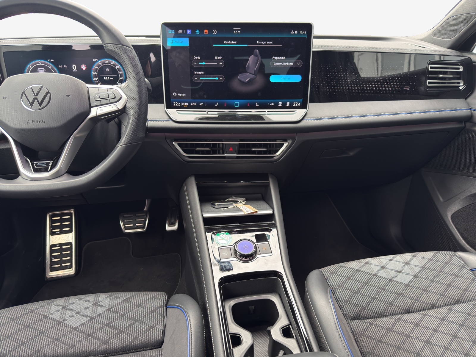 VW Tiguan 2.0 TDI SCR R-Line 4Motion DSG-image-10