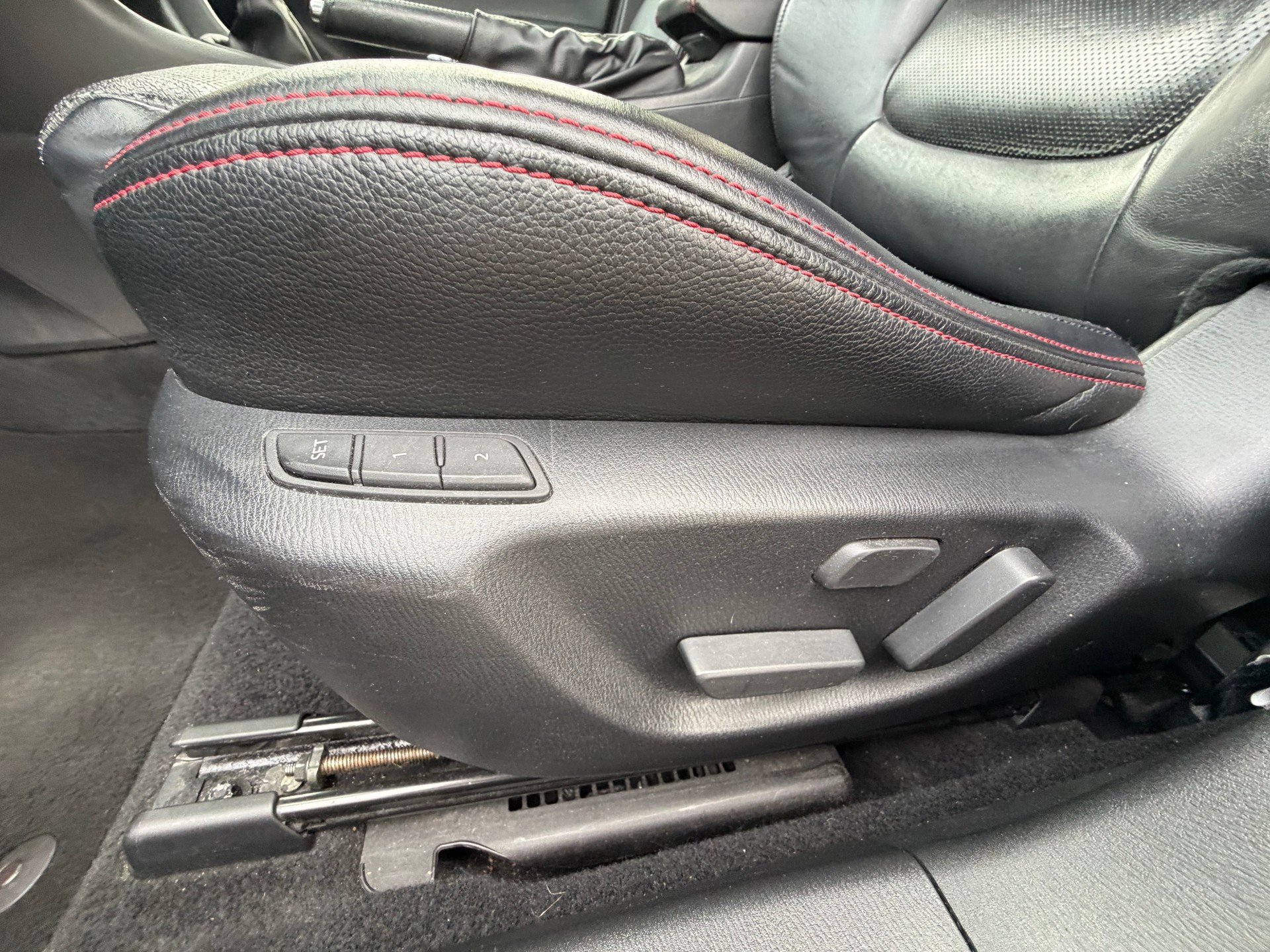 MAZDA 6 Sportwagon 2.0 16V HP Revolution-image-9