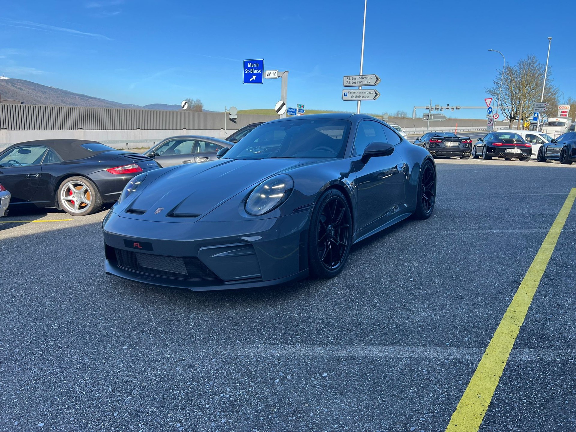 PORSCHE 911 Carrera GT3 PDK Touring-showroom-element-3