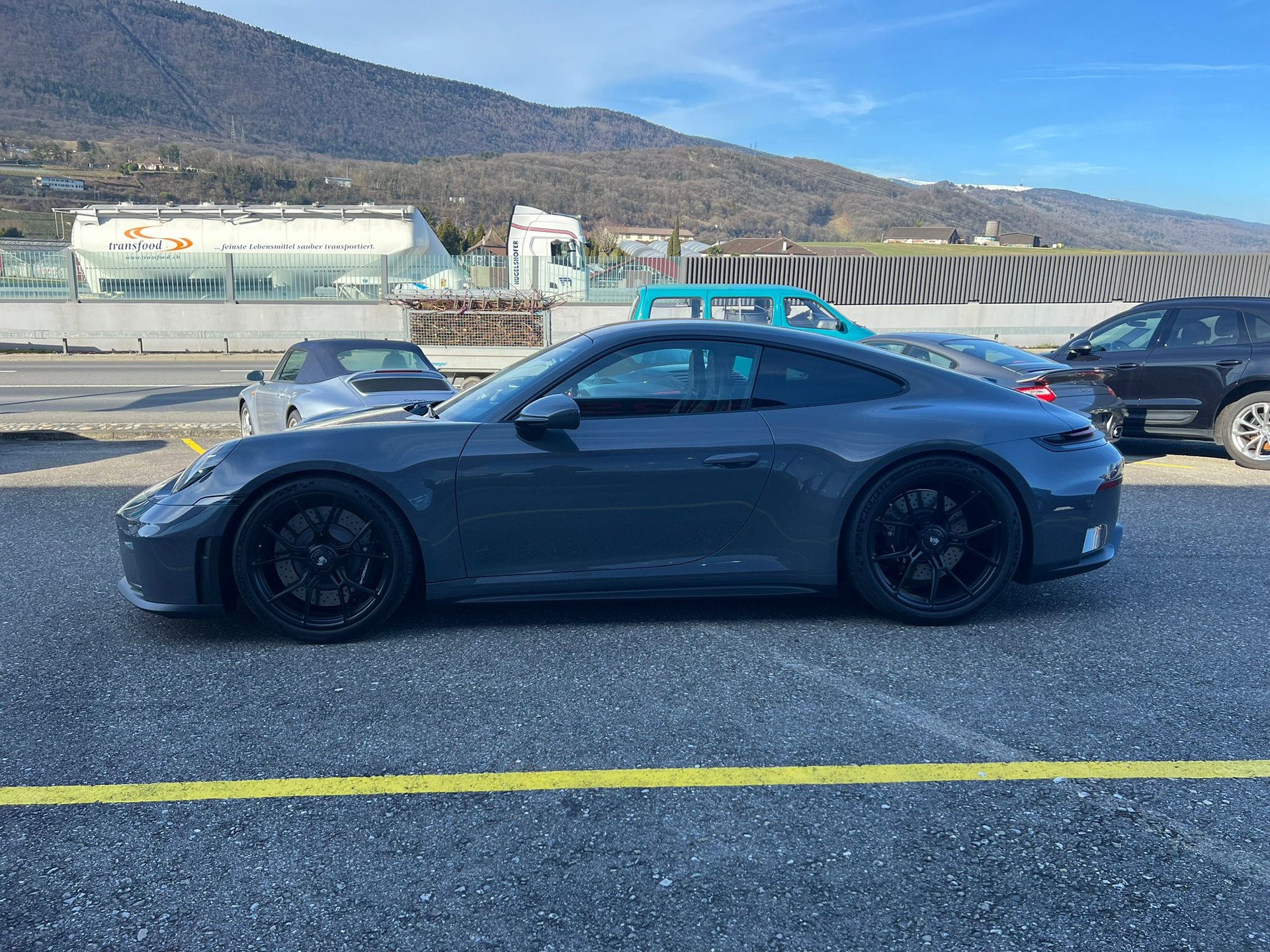 PORSCHE 911 Carrera GT3 PDK Touring-image-4