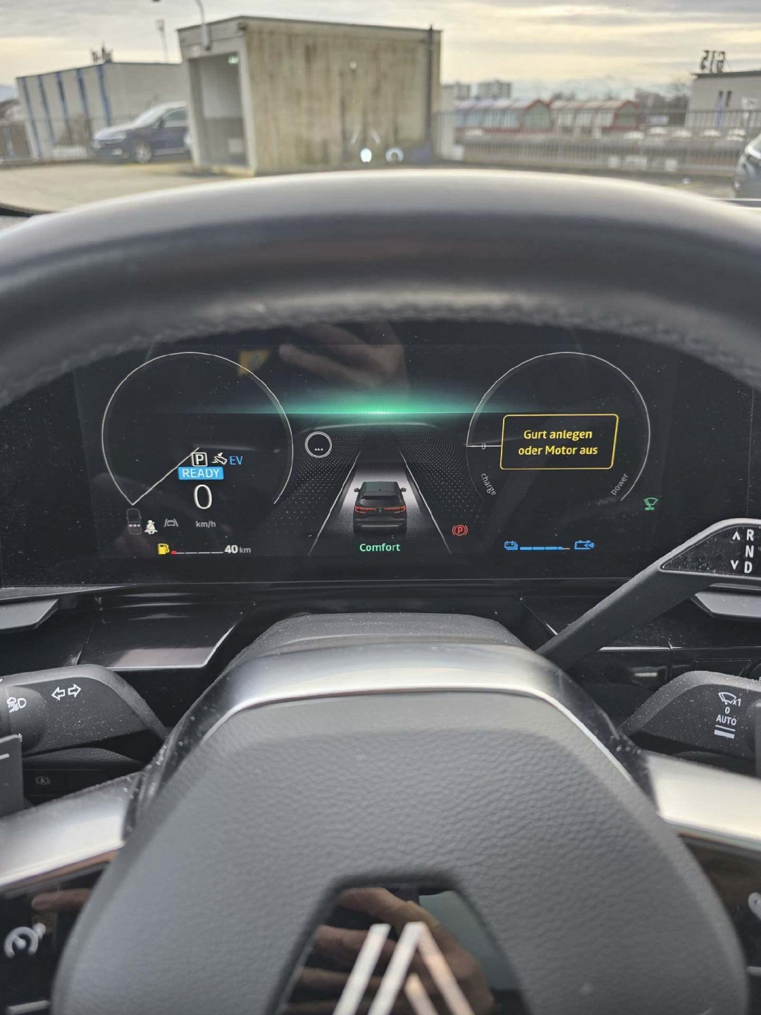 RENAULT Austral 1.2 E-Tech iconic-image-9