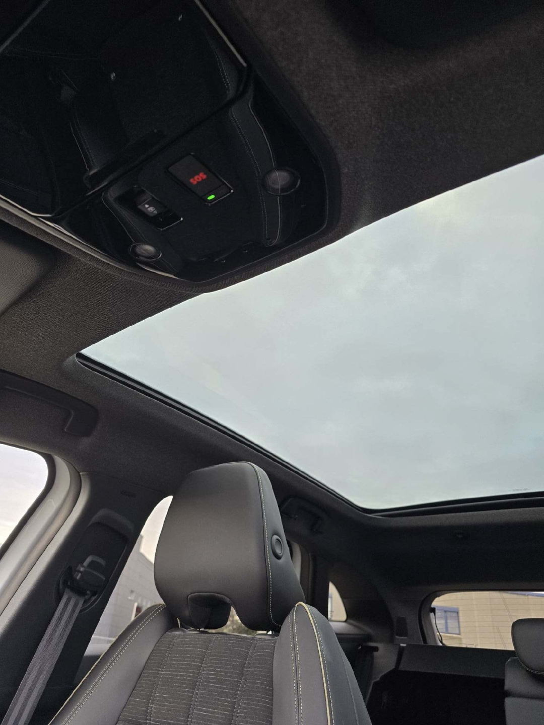 RENAULT Austral 1.2 E-Tech iconic-image-11