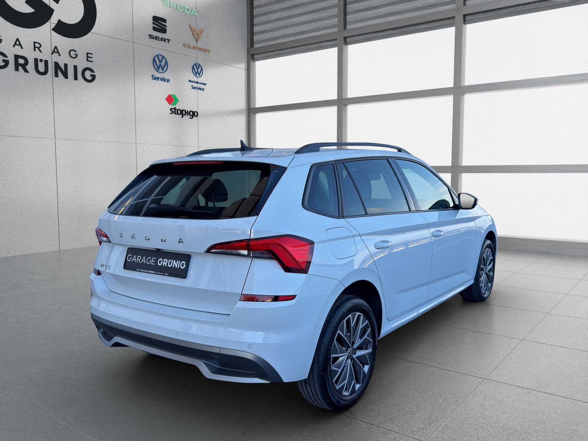 SKODA Kamiq 1.0 TSI Clever DSG-image-5