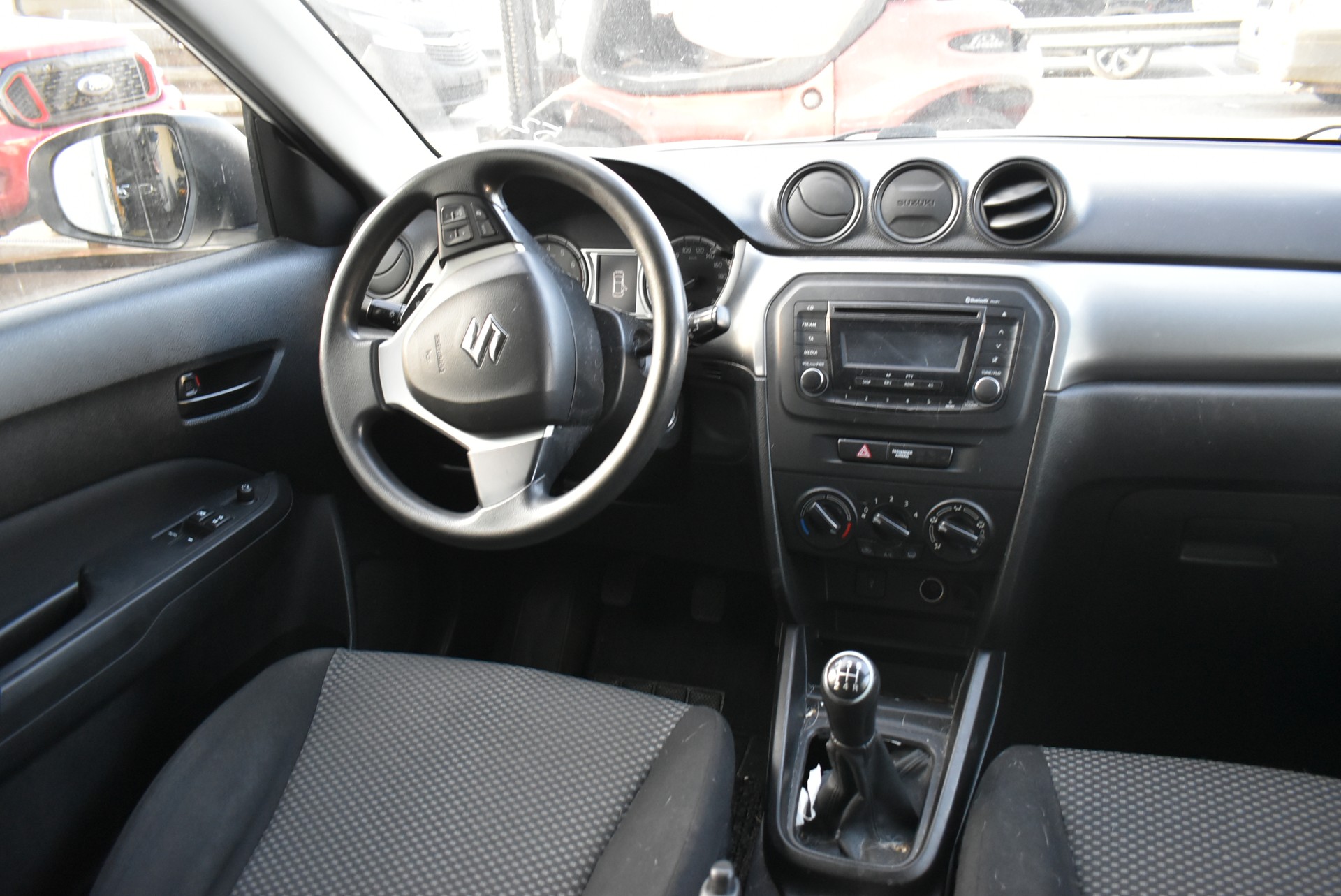 SUZUKI Vitara 1.6 Compact Top-image-7