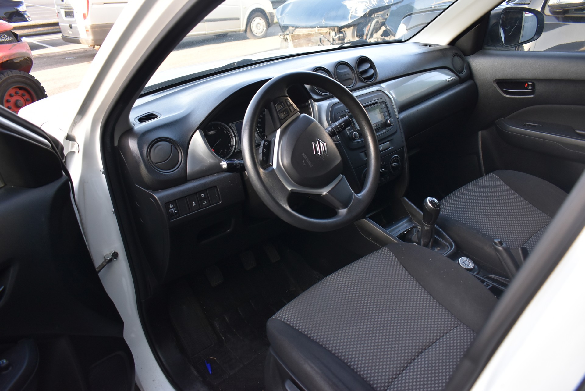 SUZUKI Vitara 1.6 Compact Top-image-11
