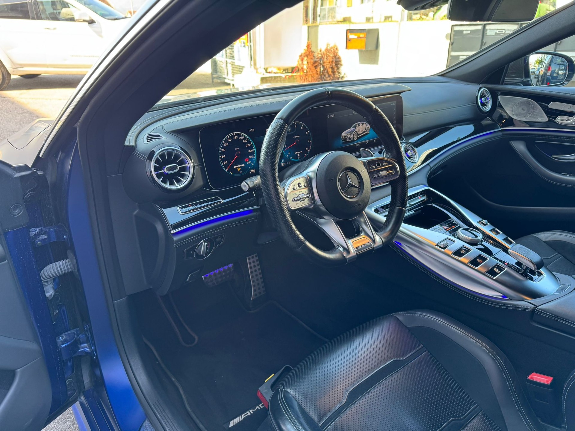 MERCEDES-BENZ GT 4 63 4Matic+ Speedshift MCT BRABUS-image-9