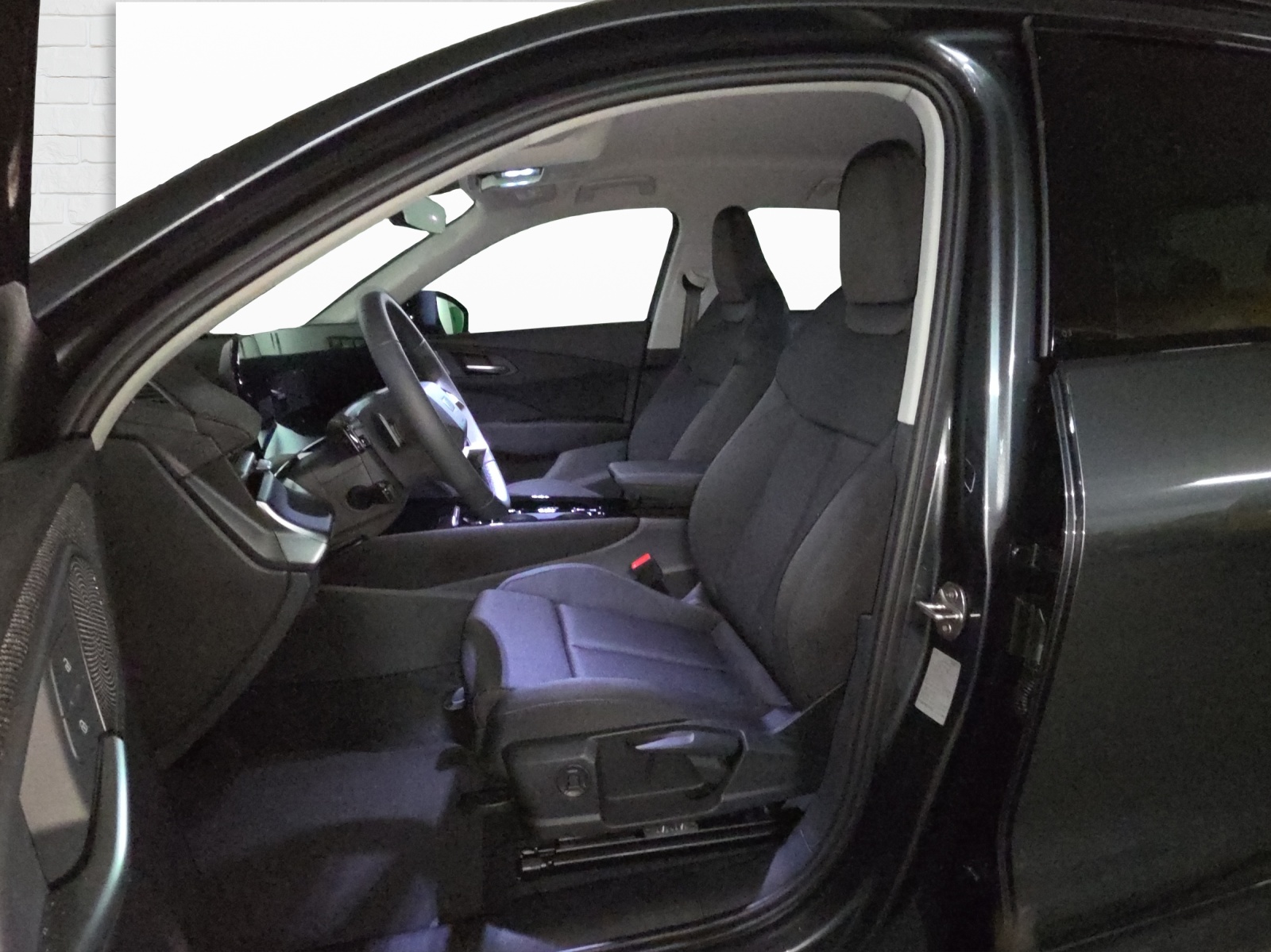 AUDI Q3 SUV TFSI quattro 150 kW S tronic-image-4