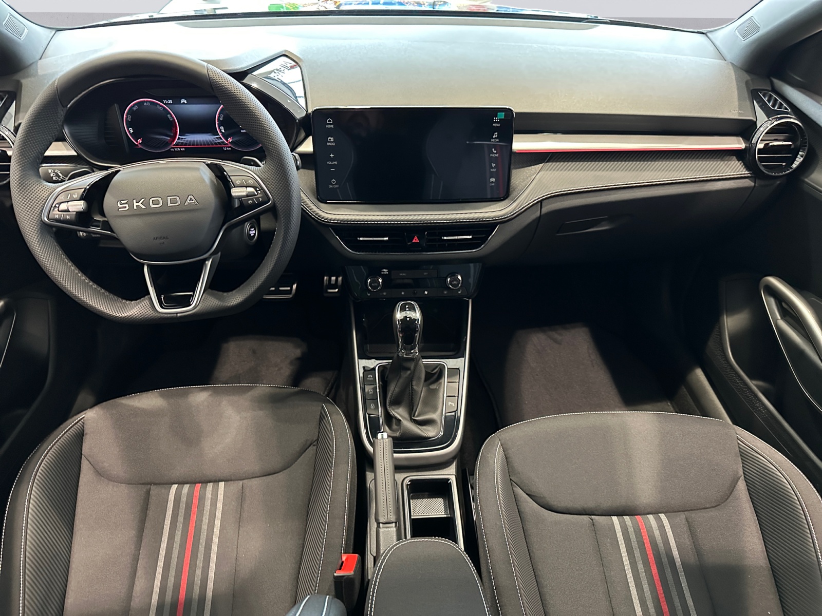 SKODA Fabia 1.0 TSI Monte Carlo DSG-image-9
