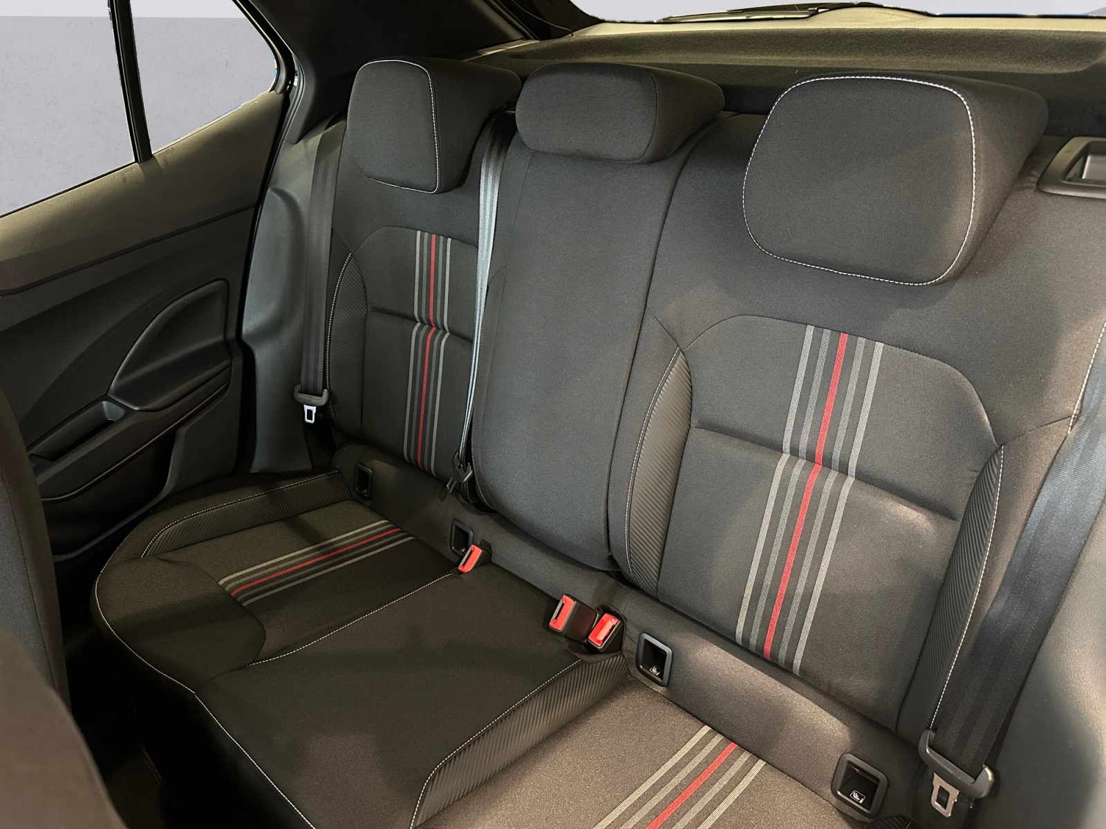 SKODA Fabia 1.0 TSI Monte Carlo DSG-image-10