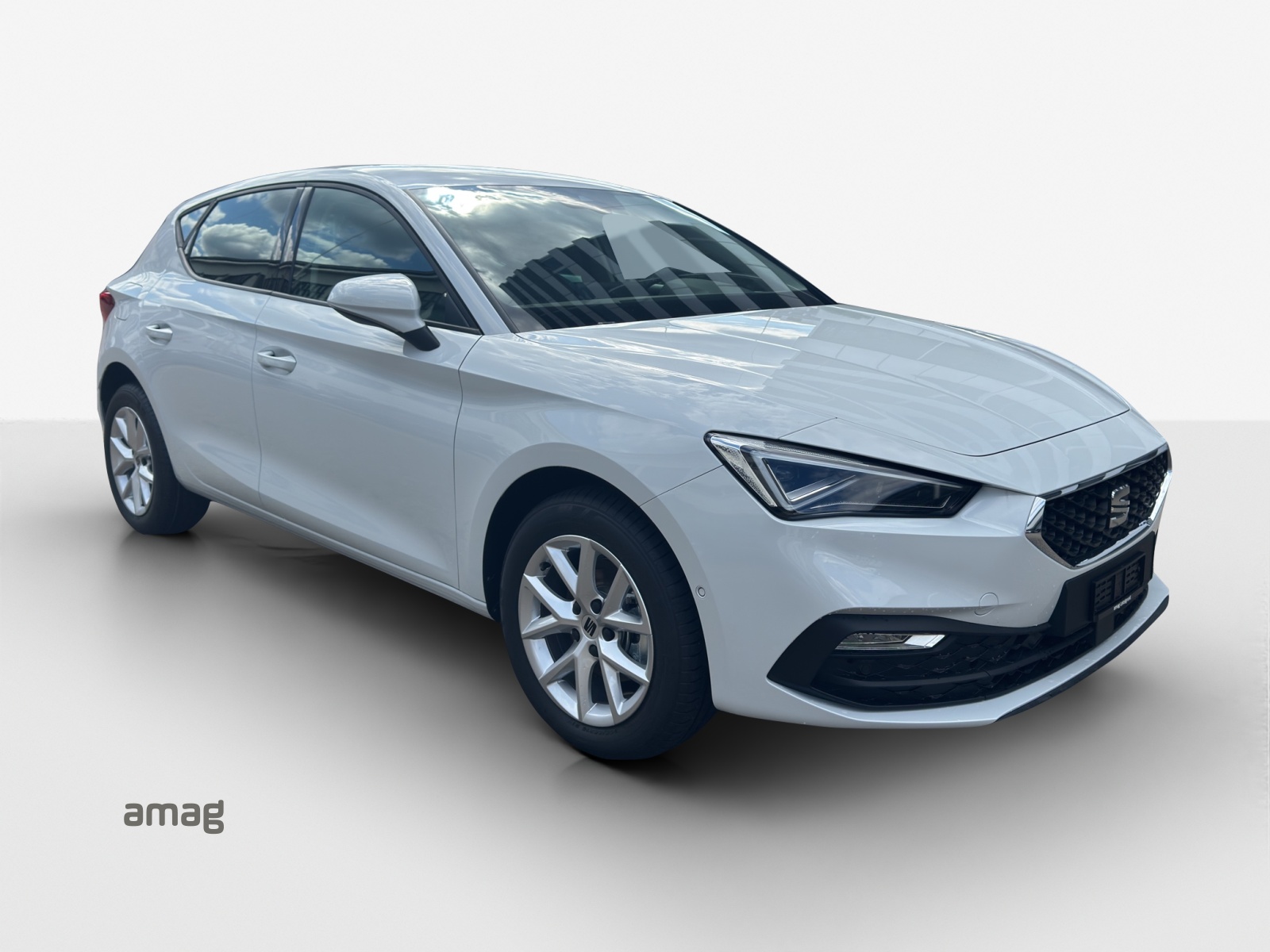 SEAT Leon 1.5 eTSI mHEV DSG Go-image-5