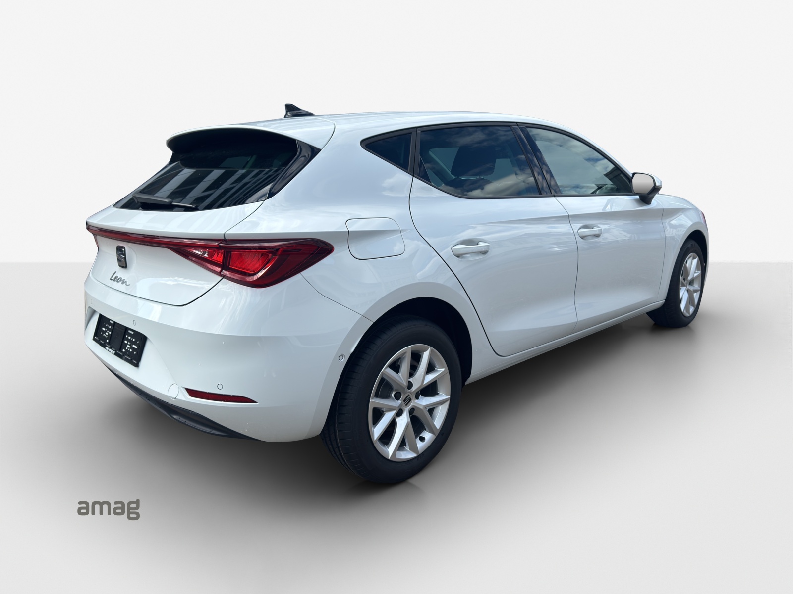 SEAT Leon 1.5 eTSI mHEV DSG Go-image-4