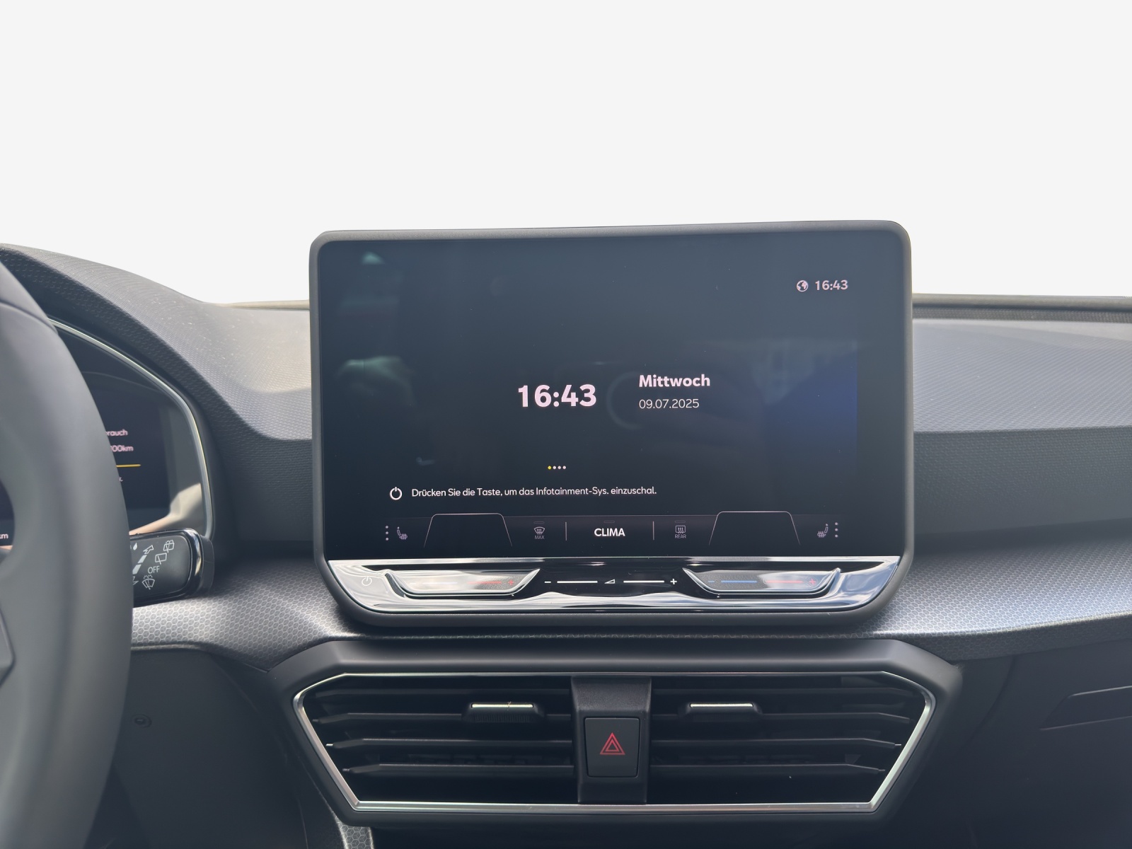 SEAT Leon 1.5 eTSI mHEV DSG Go-image-10